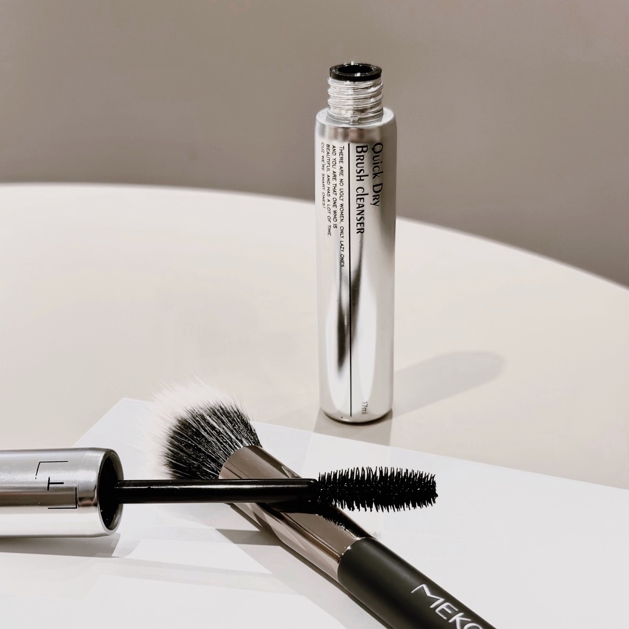 To Time-Brush cleanser To Time-Brush cleanser