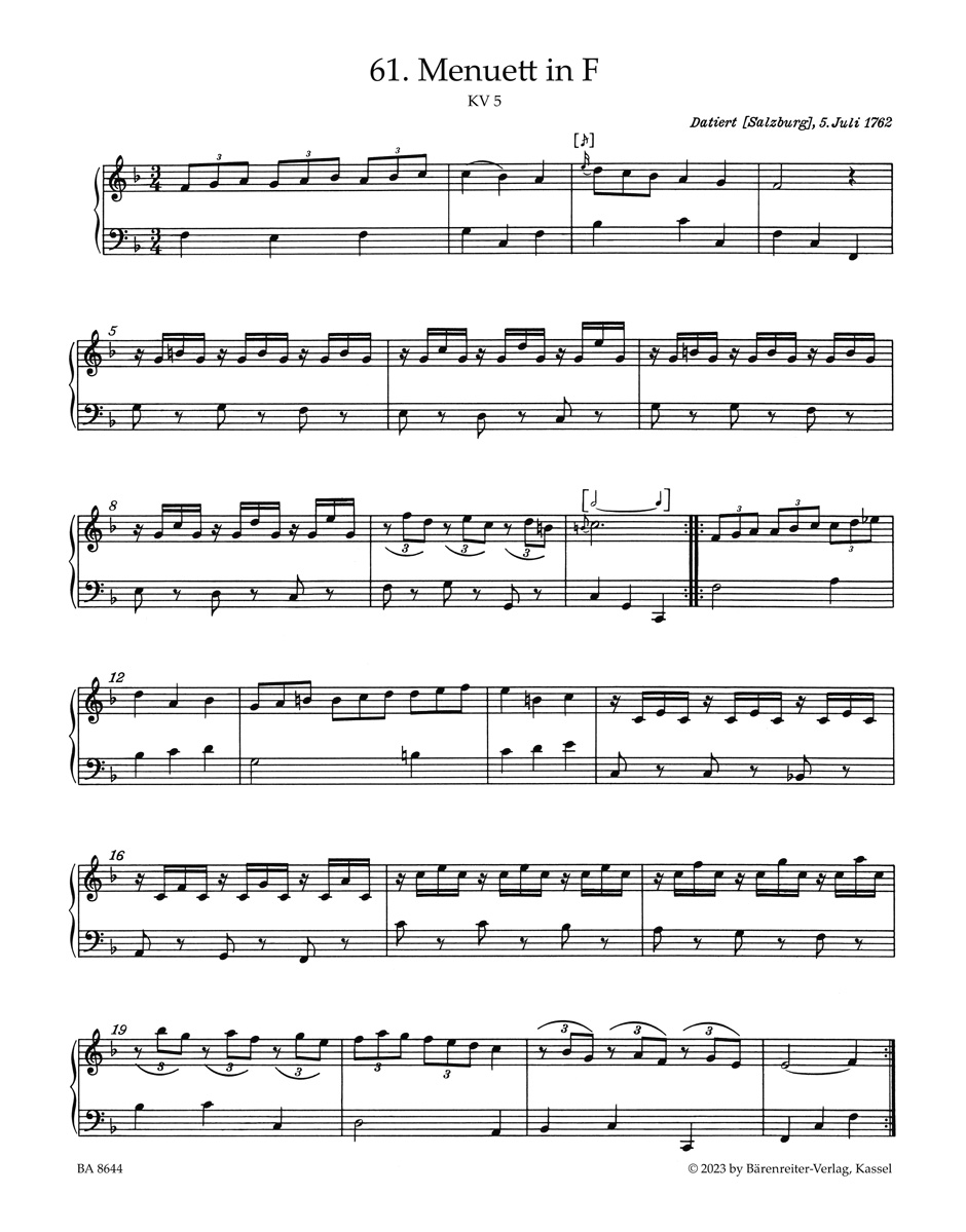 W. A. Mozart : Selected Piano Pieces    莫札特: 鋼琴曲精選集(小熊版百周年紀念款)2