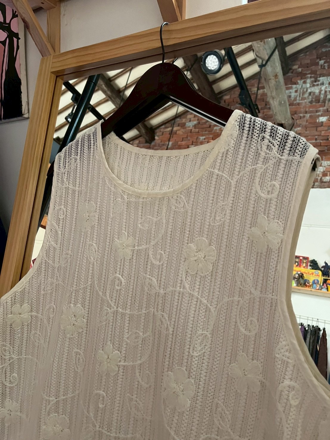 ✿全新選物✿ {A050} 波浪下擺鉤織背心