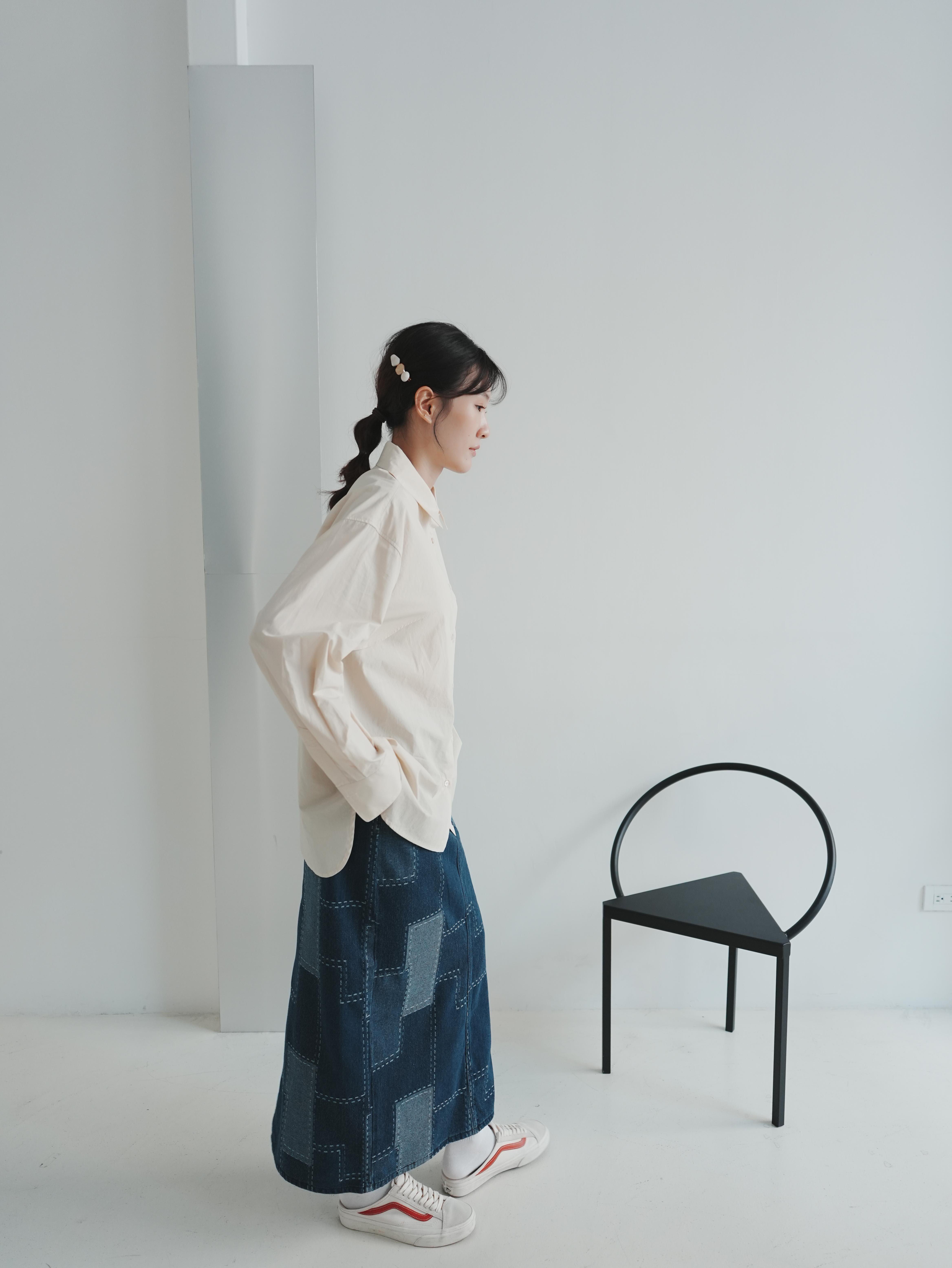 V03 後背風衣感設計襯衫7