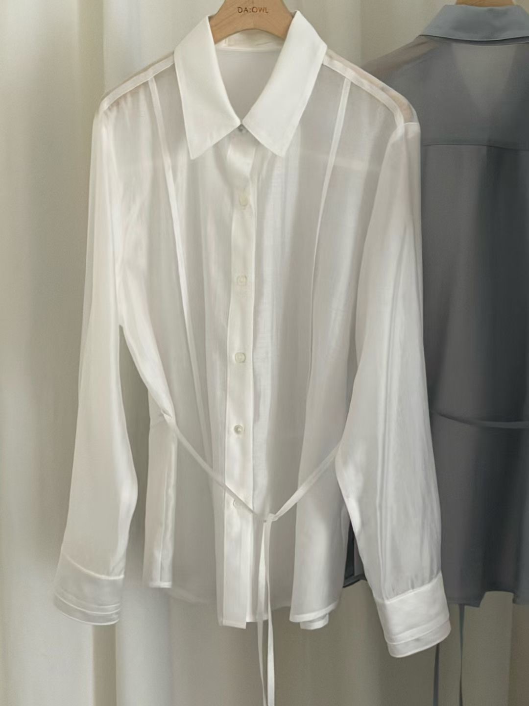 B09 微透光感隱約襯衫9