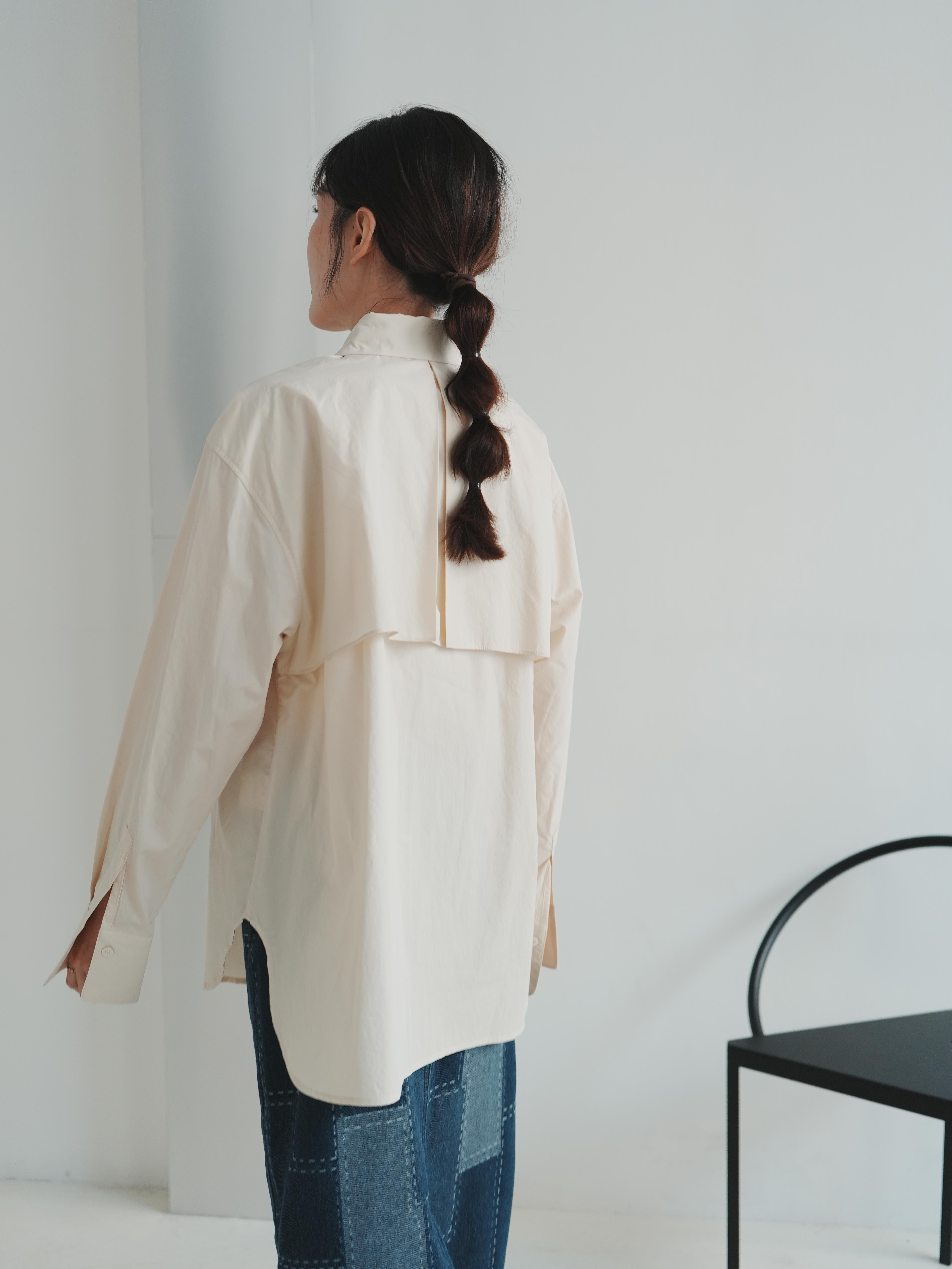 V03 後背風衣感設計襯衫5