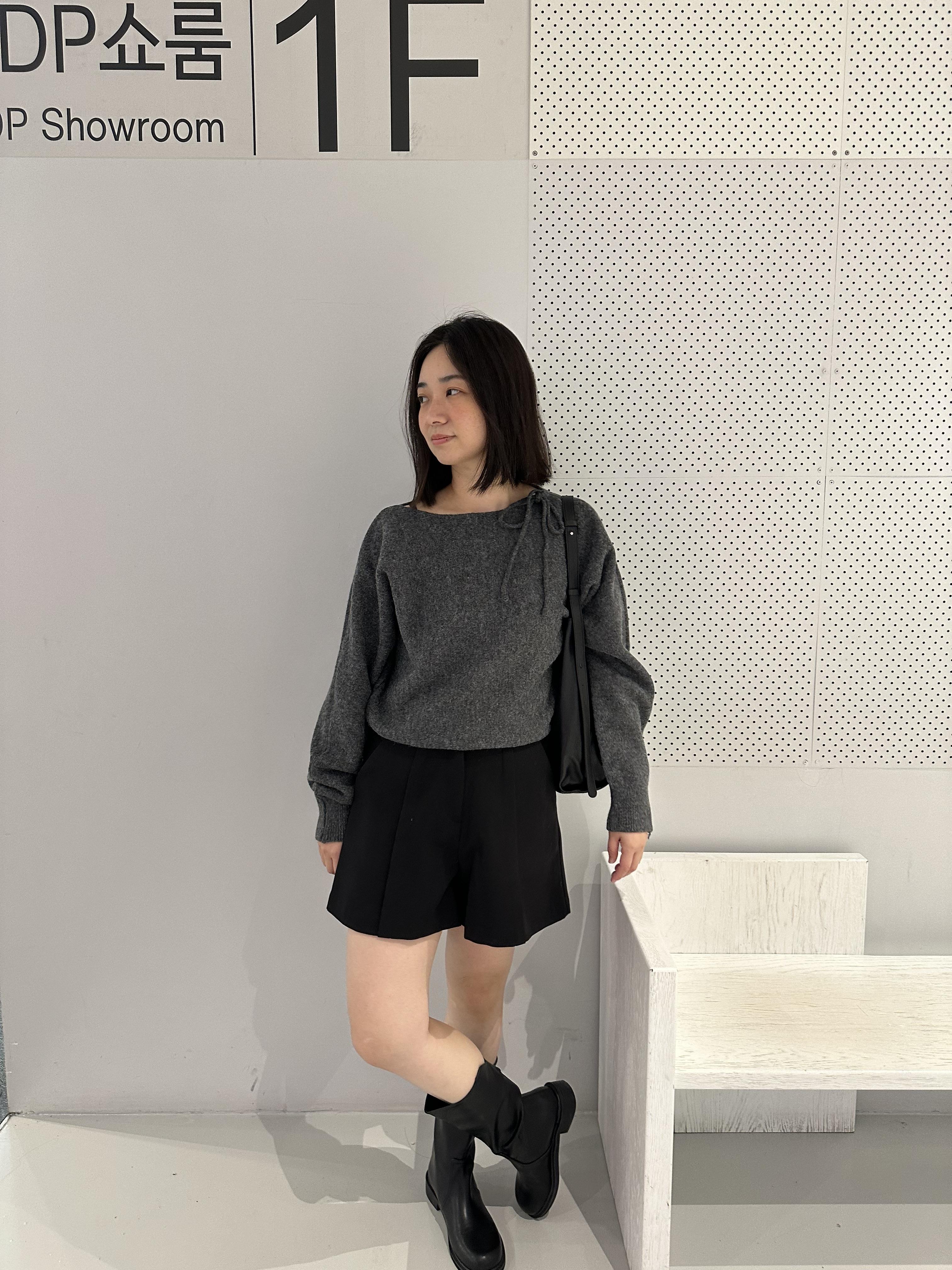 P09 氣質綁帶船型領上衣14