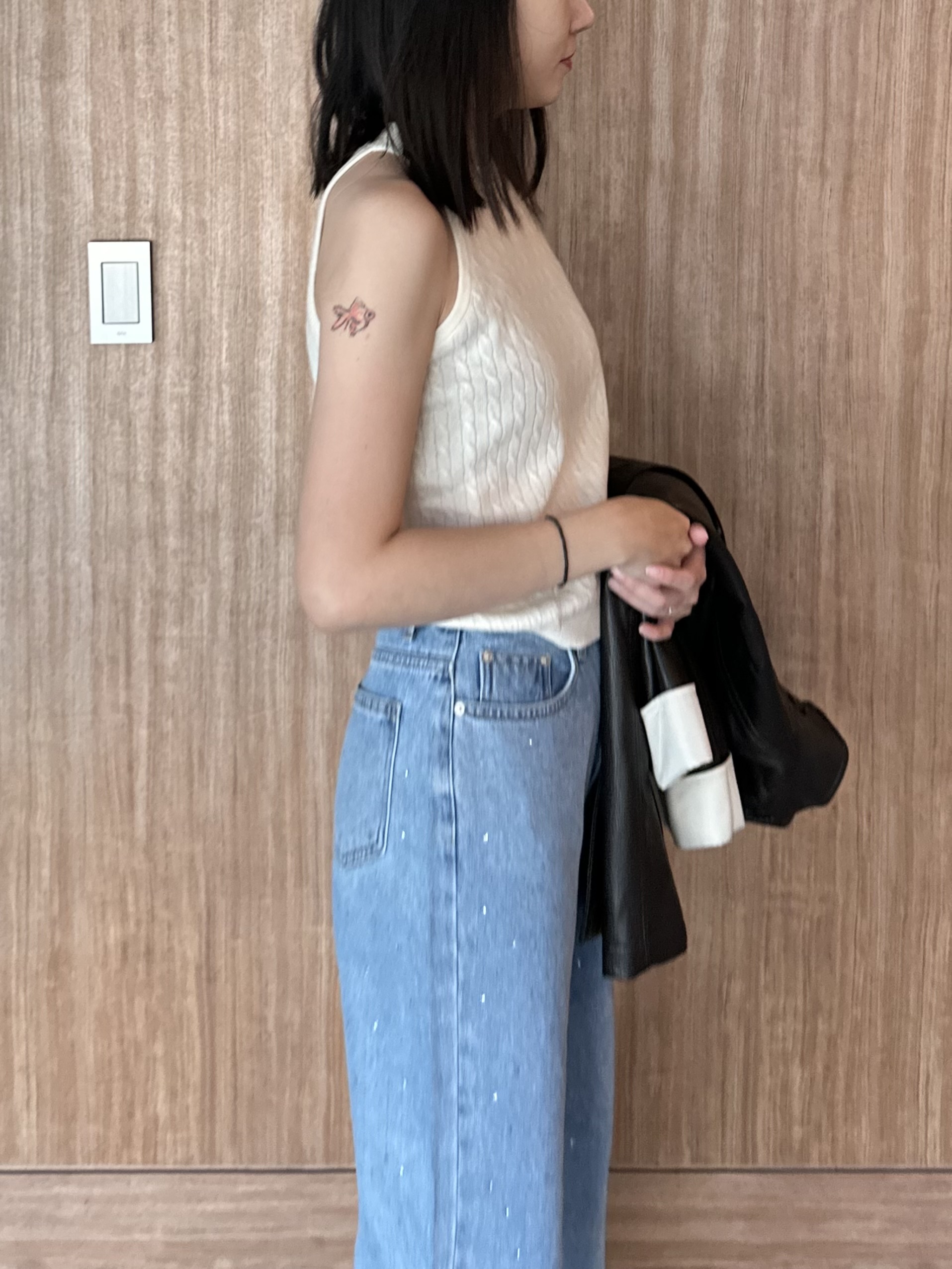 KR02 100%羊毛削肩背心4