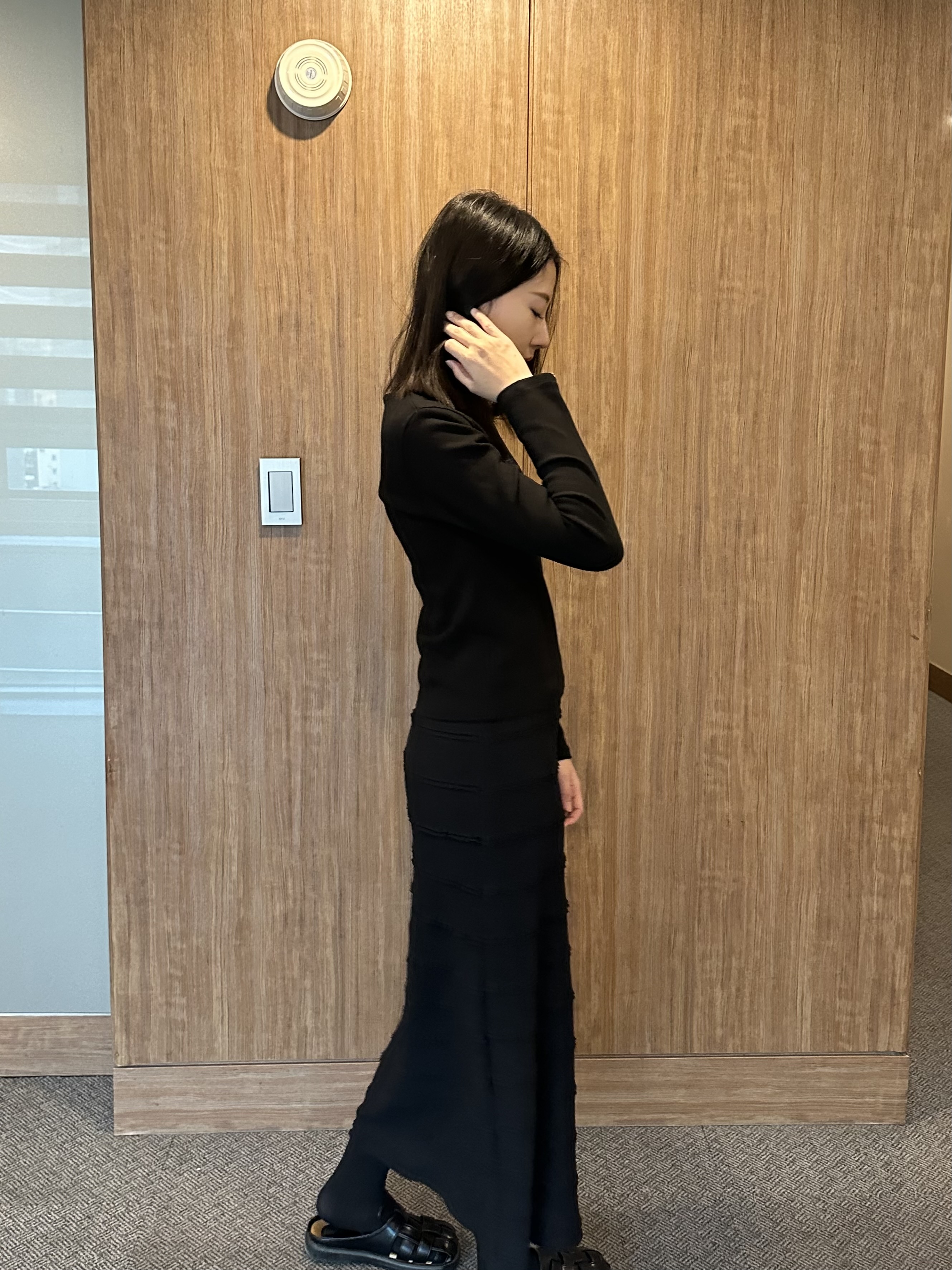 KR18 英文字母圓領襯肩棉T9