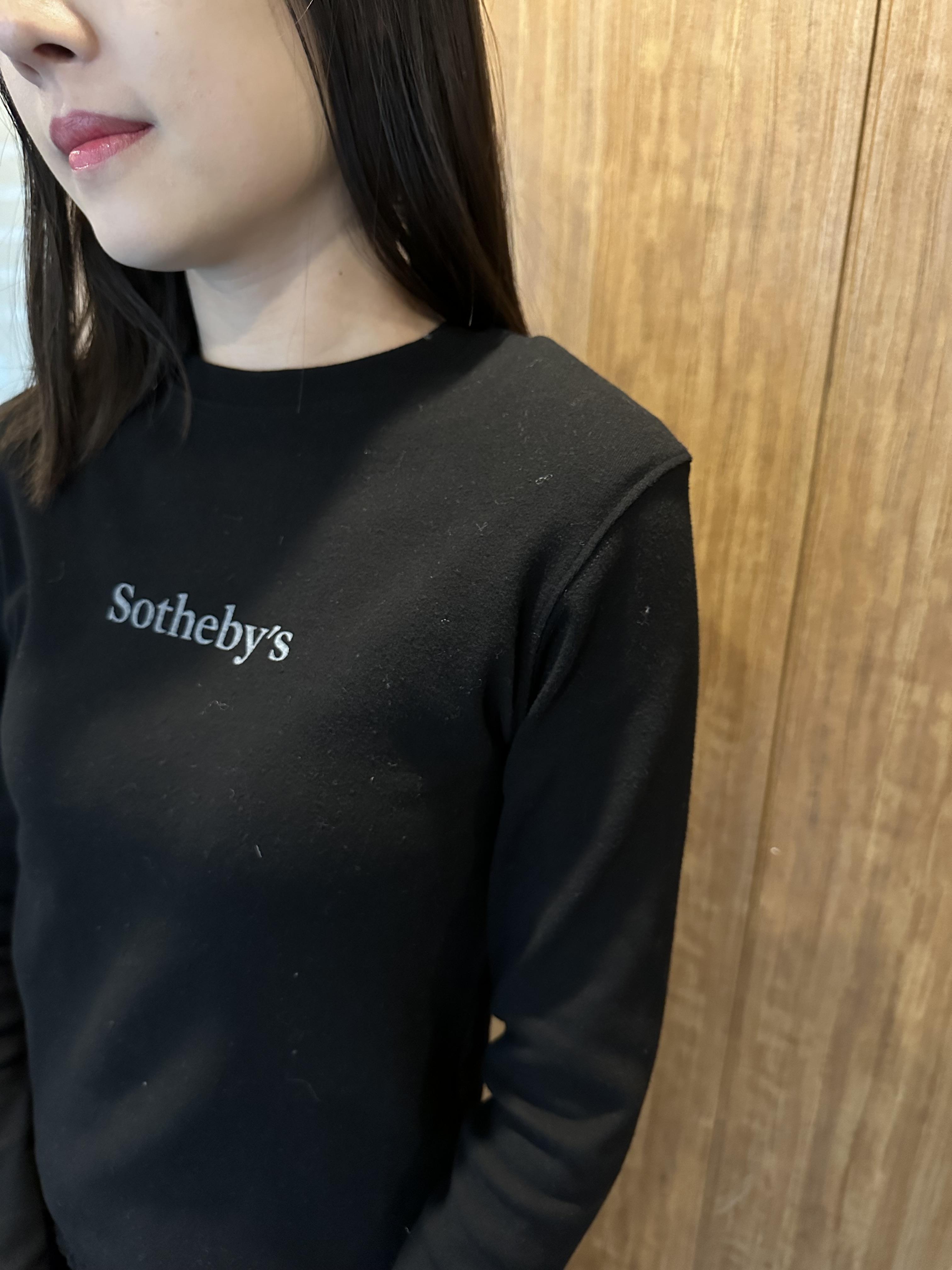 KR18 英文字母圓領襯肩棉T4