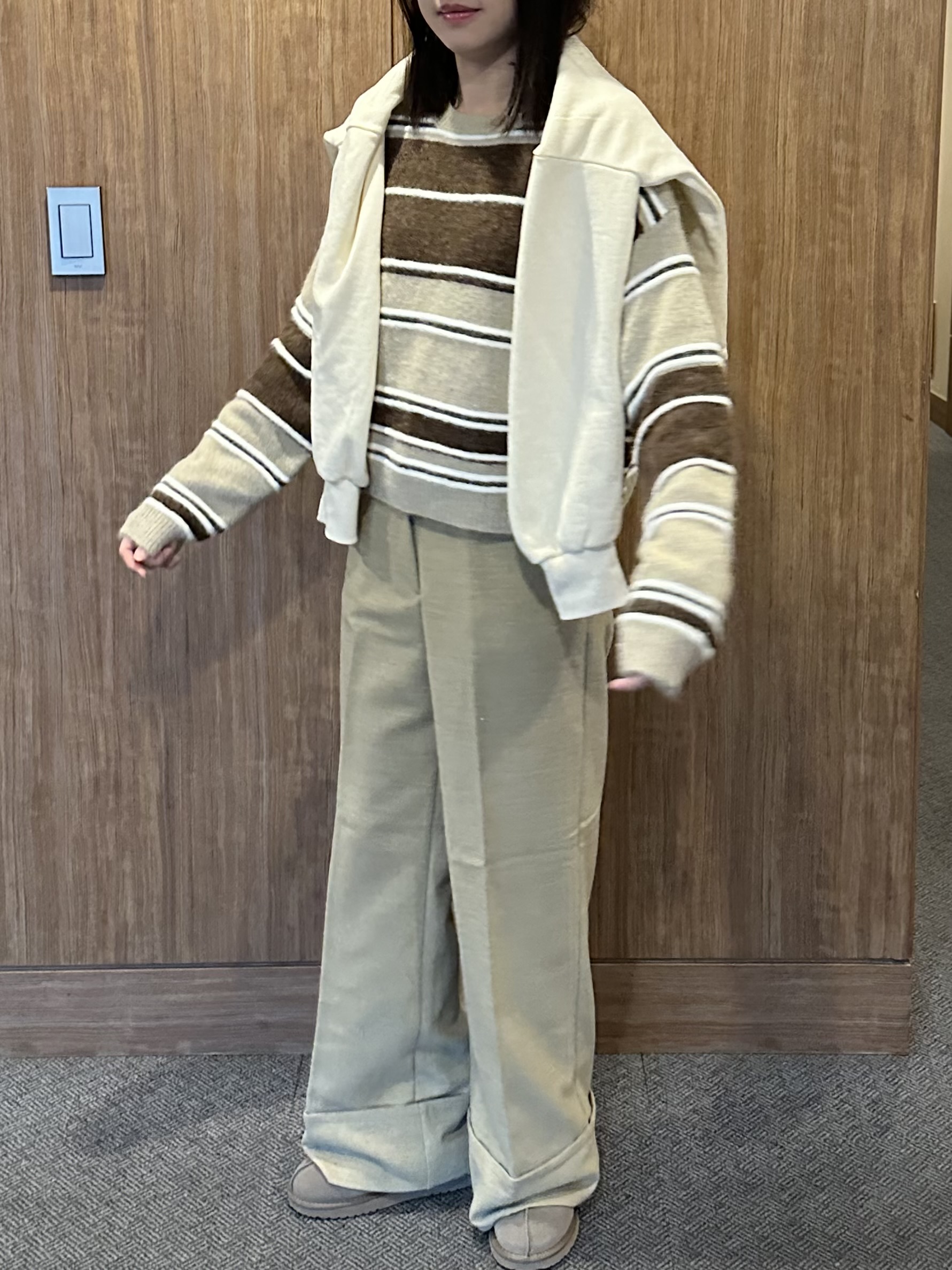 KR19 立體條紋針織上衣2