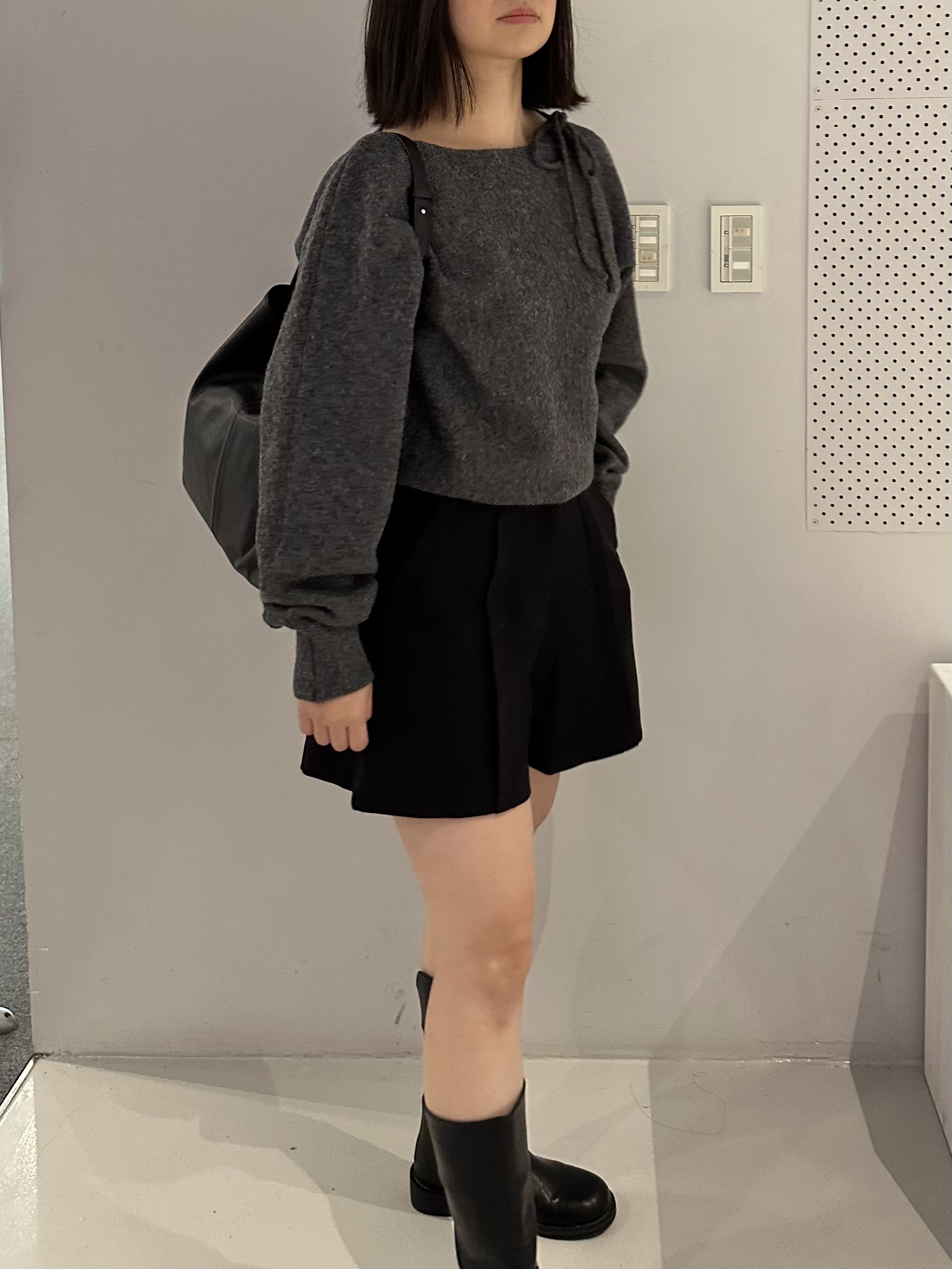 P09 氣質綁帶船型領上衣15