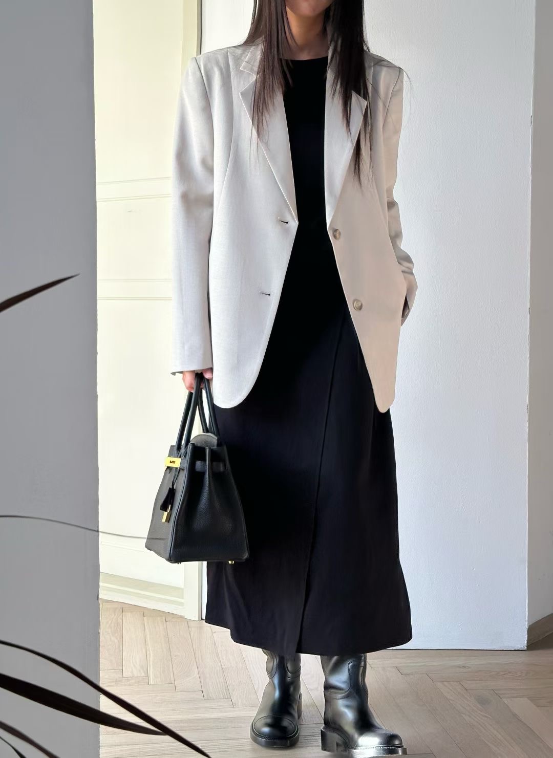 B07 細節腰身線條西裝外套7