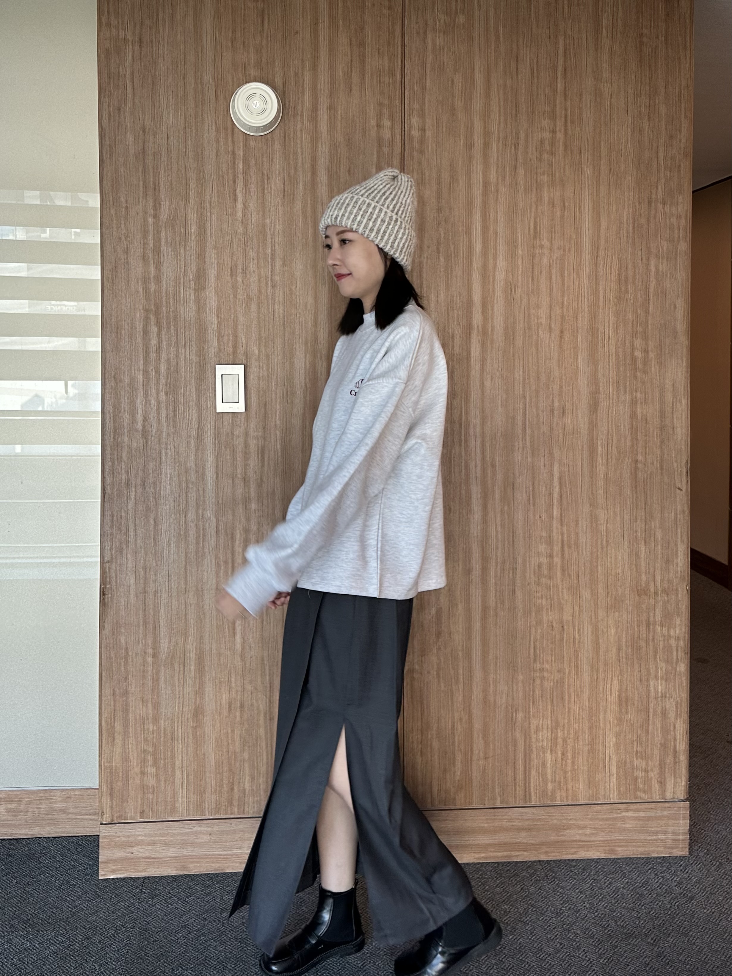 KR06 斜釦式側開衩半身裙4