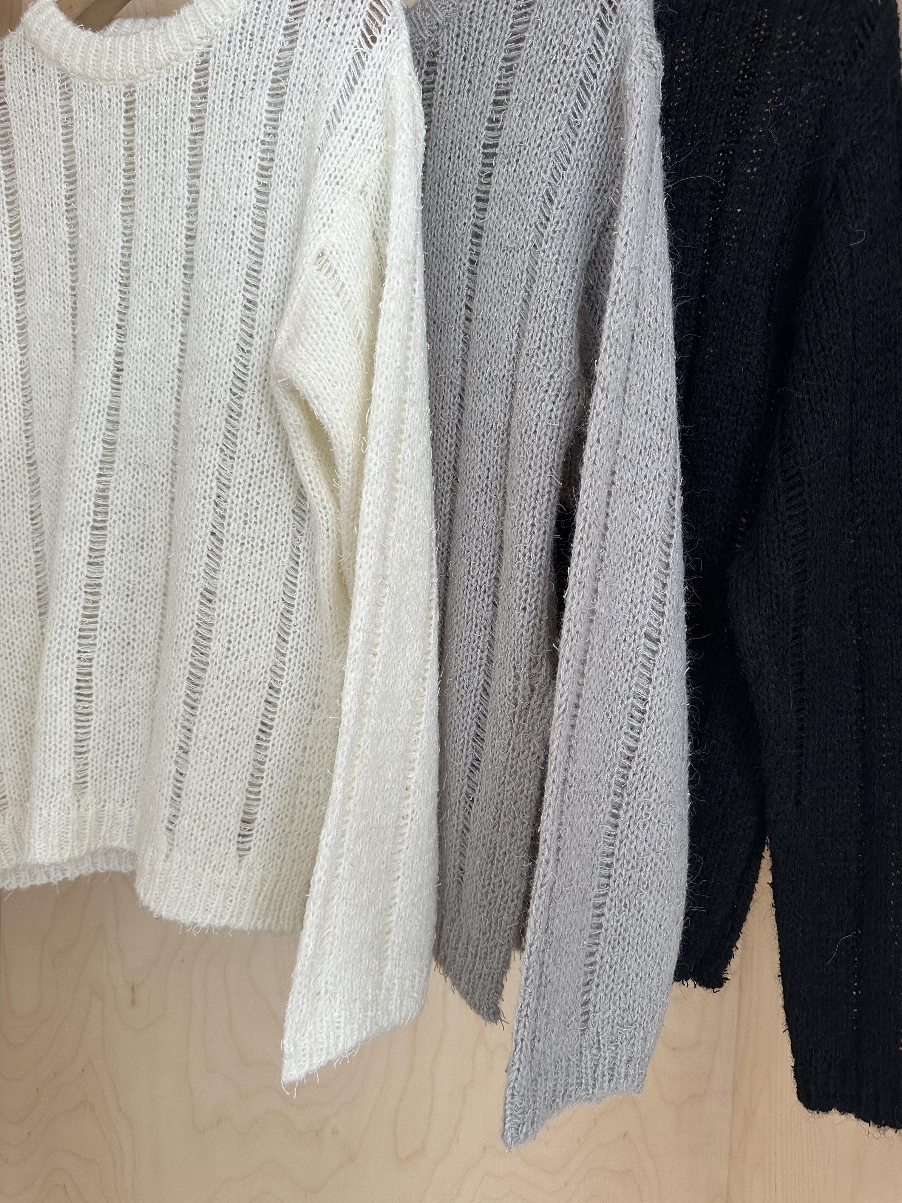 R20 側開衩直紋針織上衣11