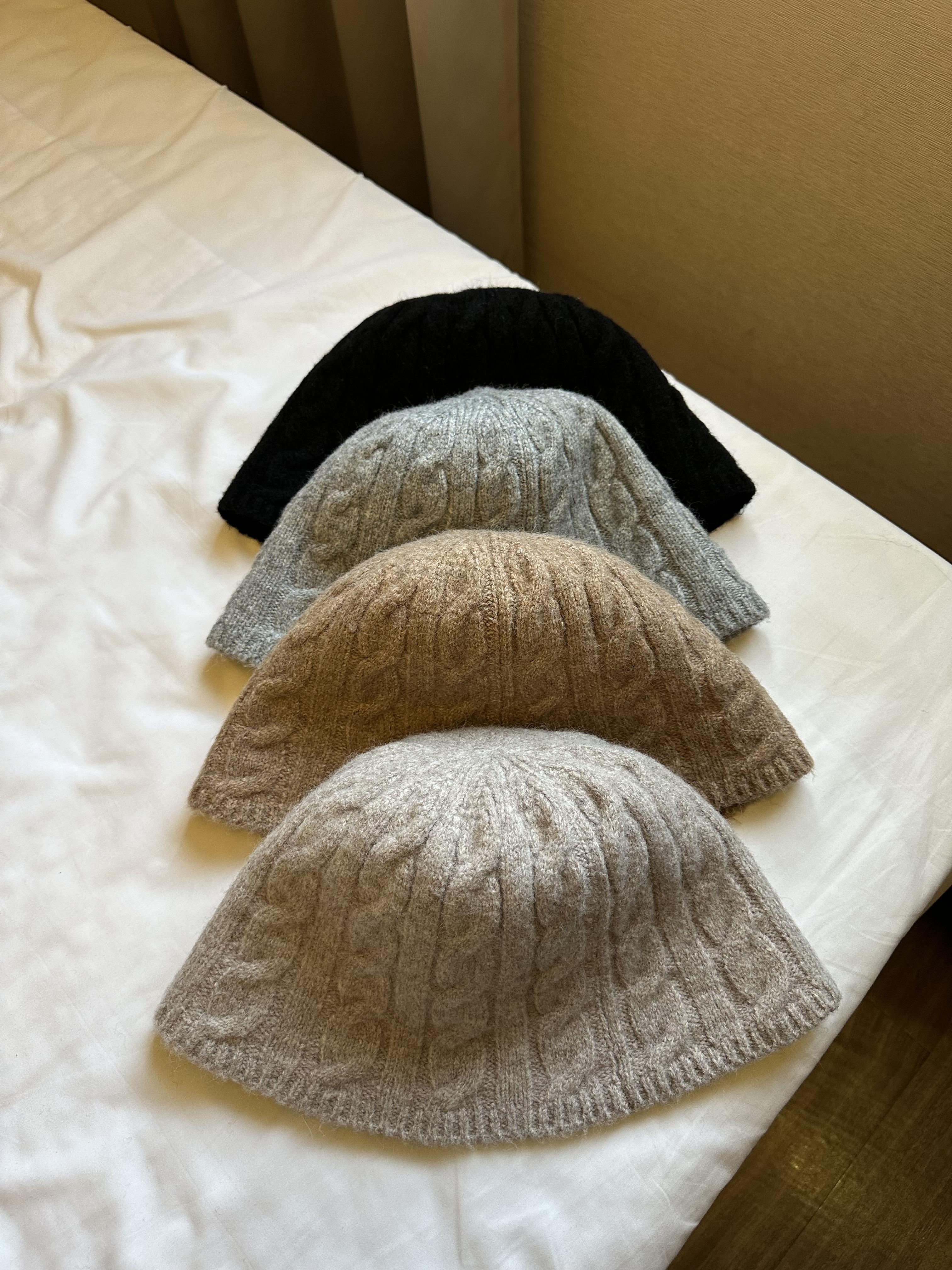 X19 麻花編織圓頂奶油線帽