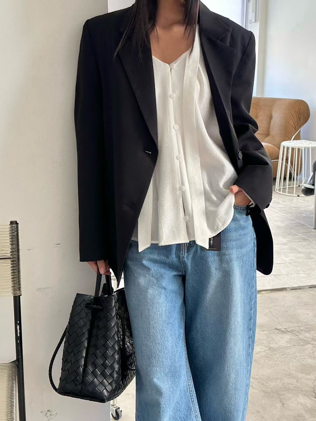 B07 細節腰身線條西裝外套9