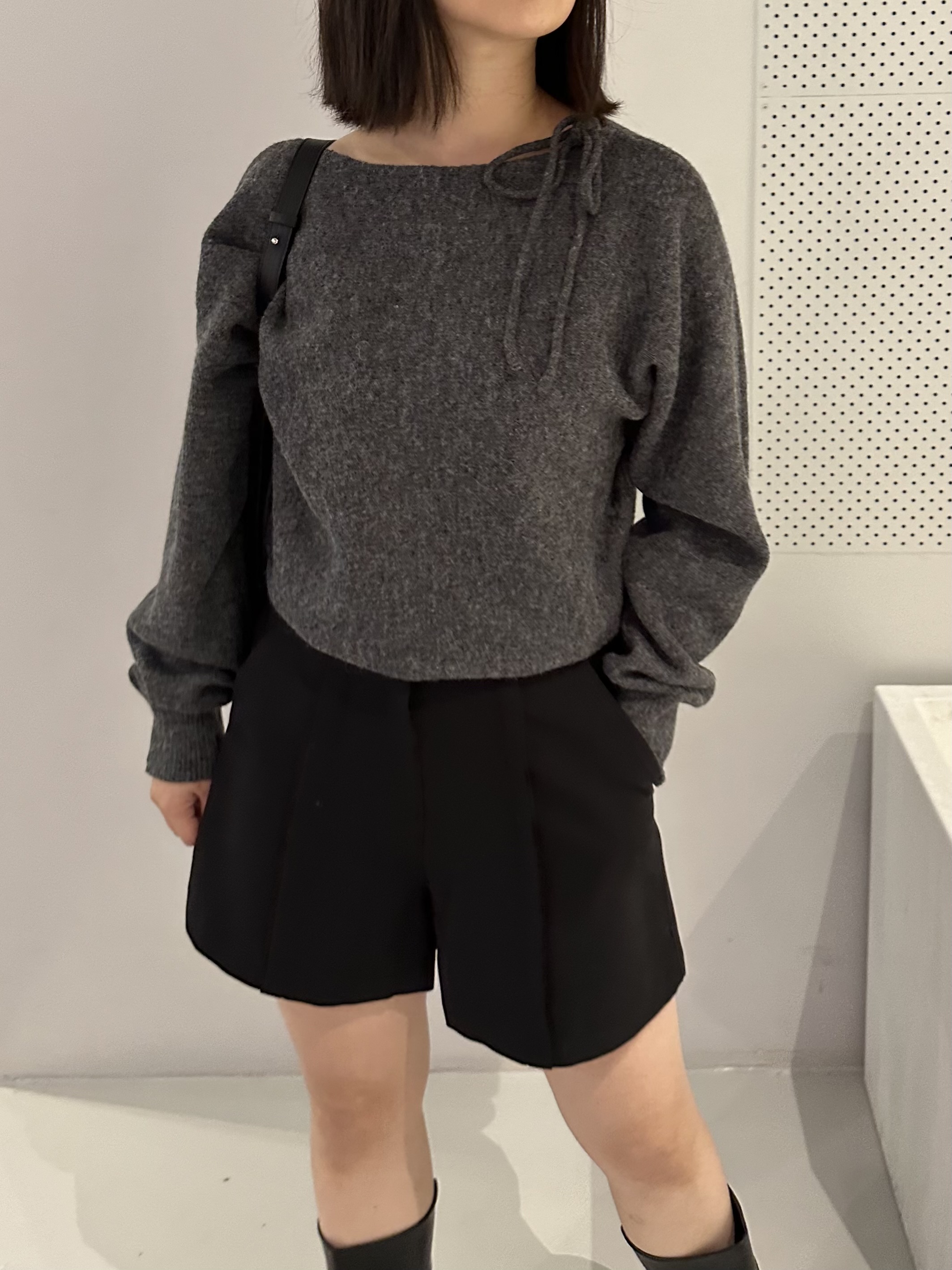 P09 氣質綁帶船型領上衣7