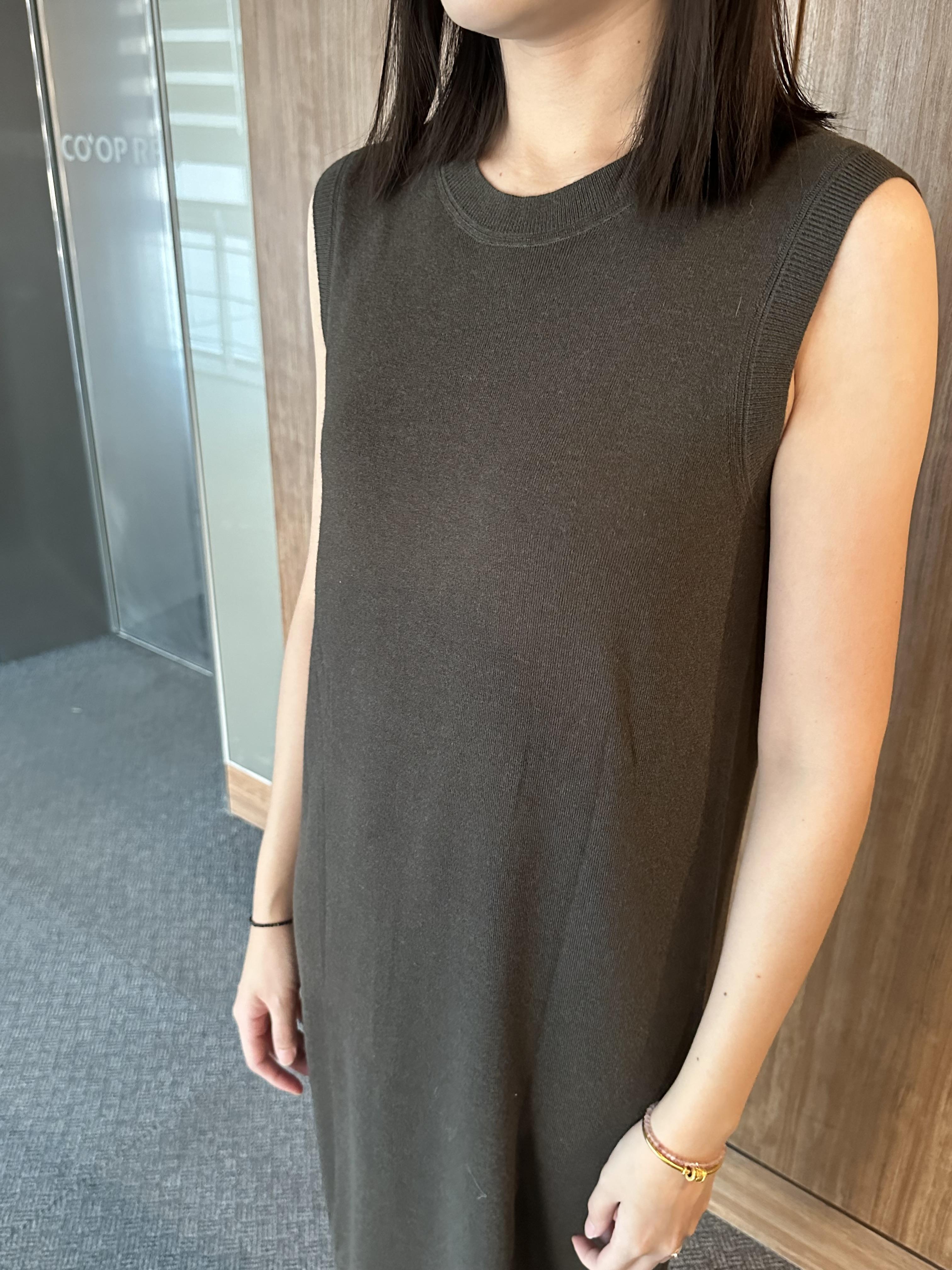 KR08 細針織背心洋裝3