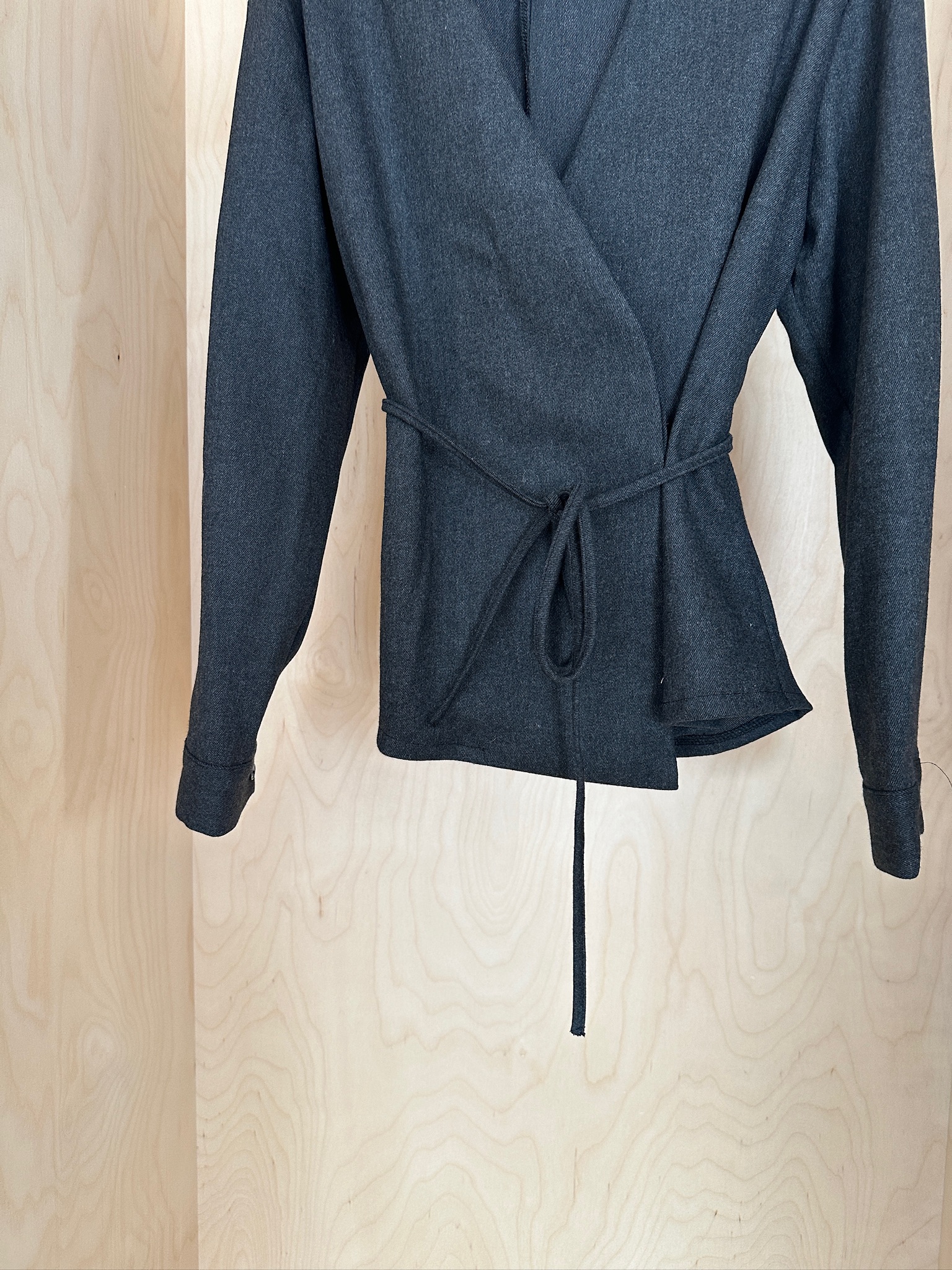 R15 美感交叉綁帶上衣10