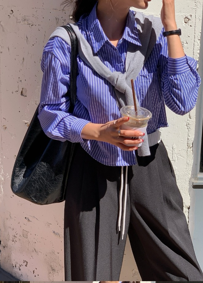 針織披肩＋短版直紋襯衫