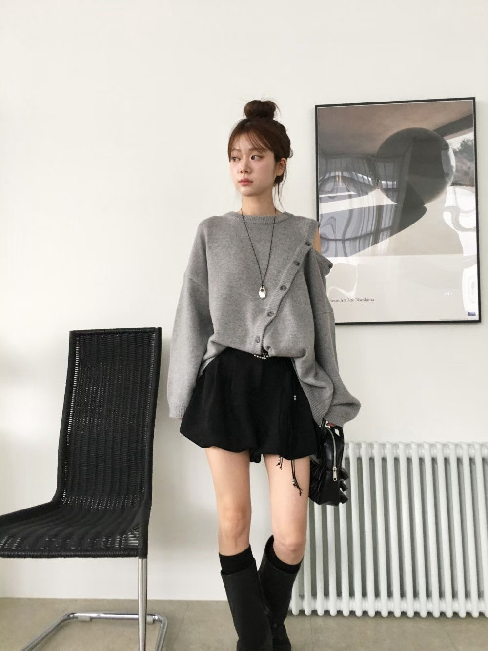 側排釦造型長版針織衫