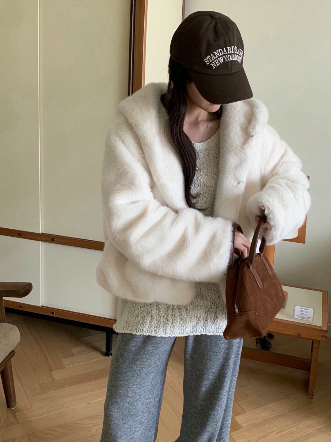 超柔軟！馬海毛暗扣連帽外套