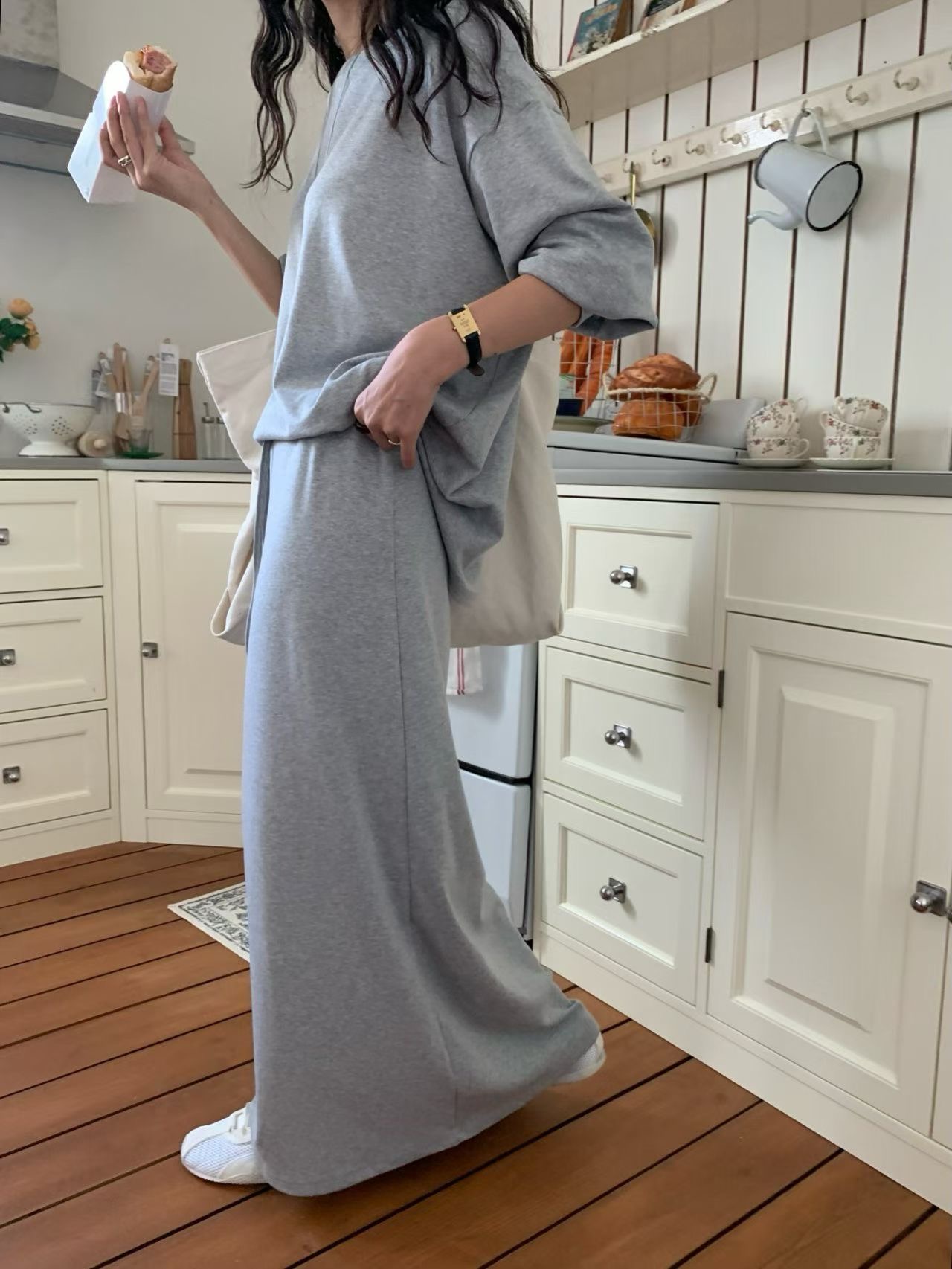 內磨毛可斜肩Ｔ+鬆緊落地磨毛長裙SET(可拆買）