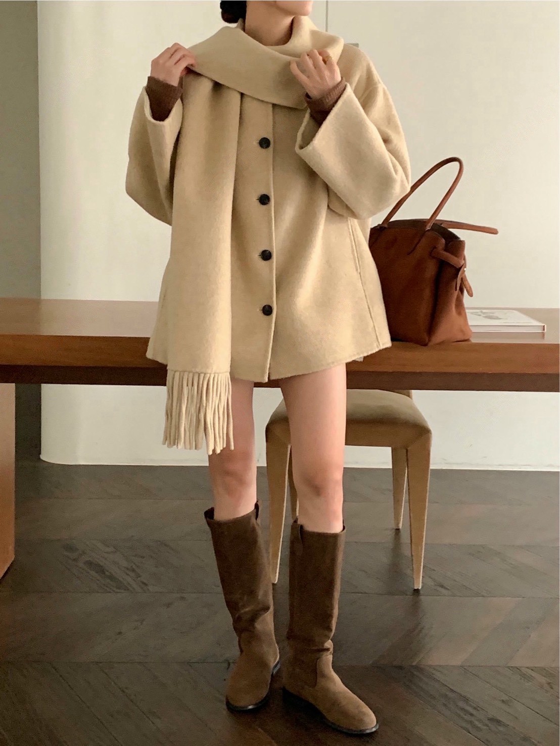 披肩圍巾排釦混羊毛手工大衣（80%羊毛＋20%克什米爾羊毛）