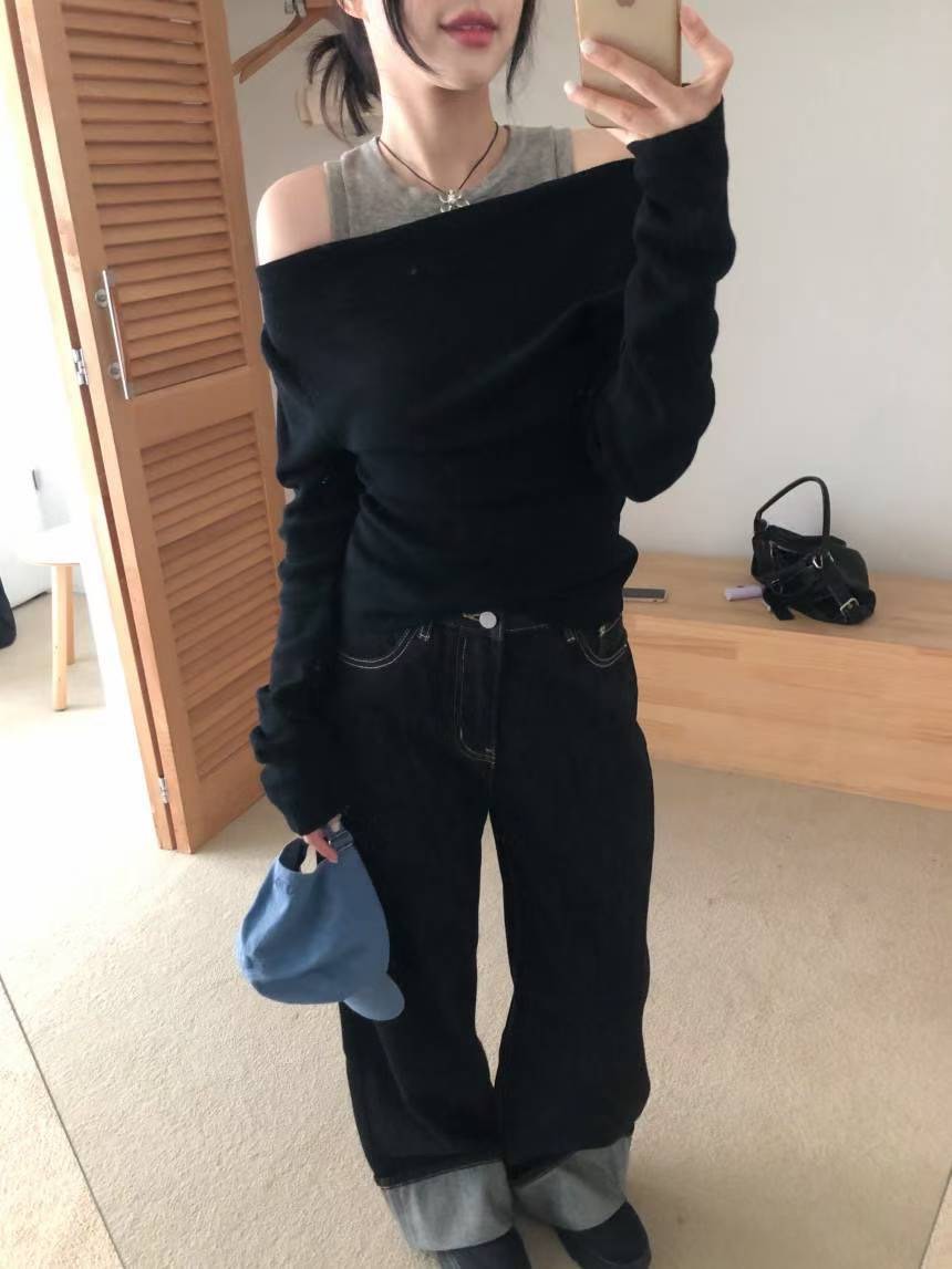 假兩件反摺領露肩造型針織衫