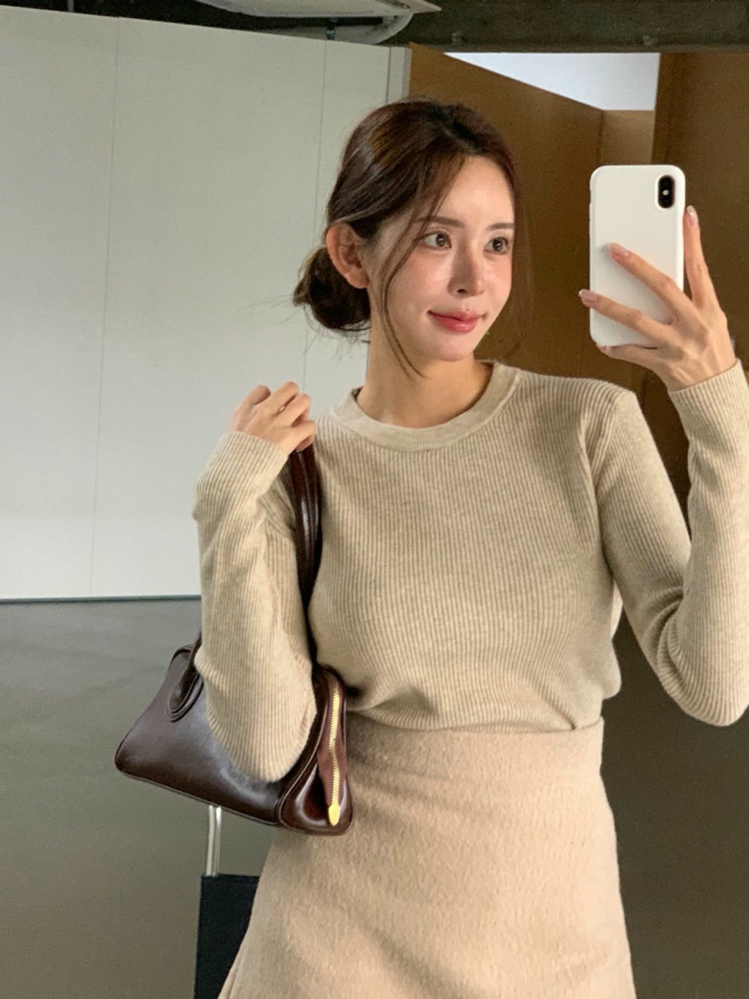 多色款圓領坑紋博款針織衫