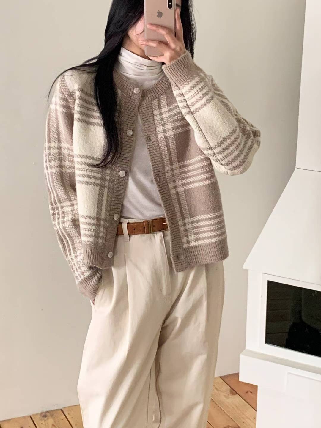 圓領格紋針織外套（羊毛10%)