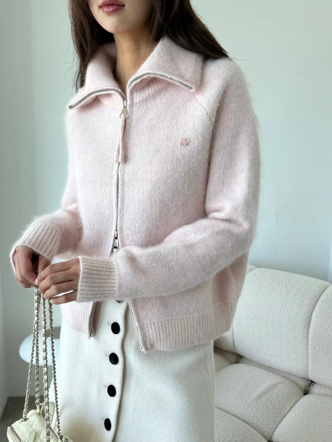 兔毛混馬海毛金屬logo可高領外套