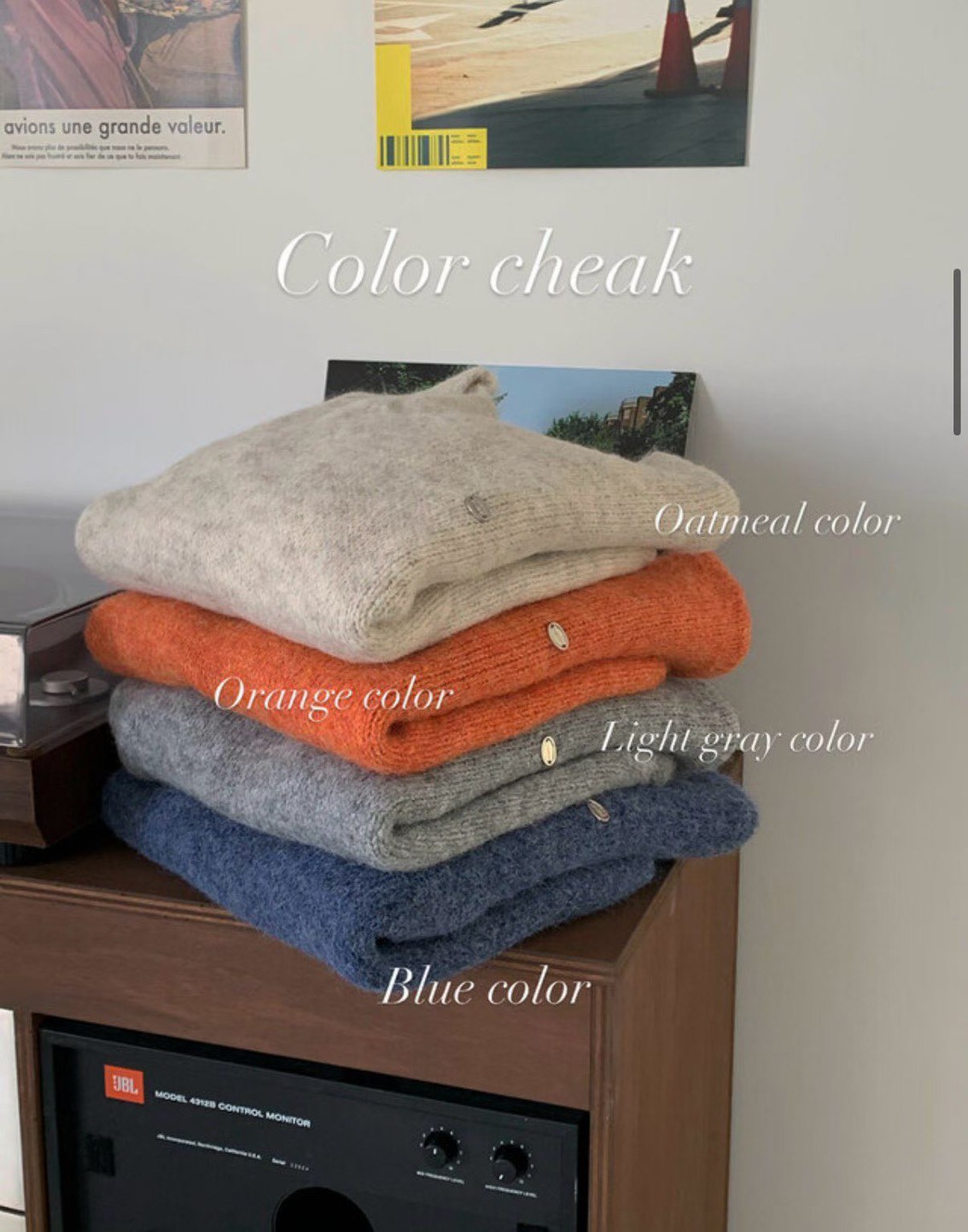 V領落肩金屬logo針織衣(羊毛15%)