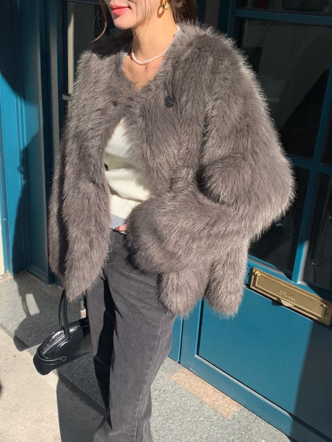 圓領排釦長毛款寬鬆外