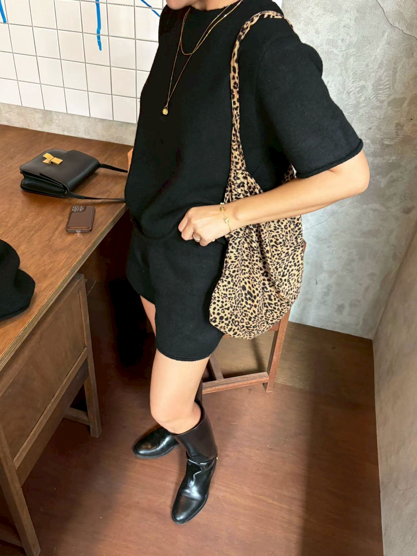 針織短袖T+短褲+外套三件套