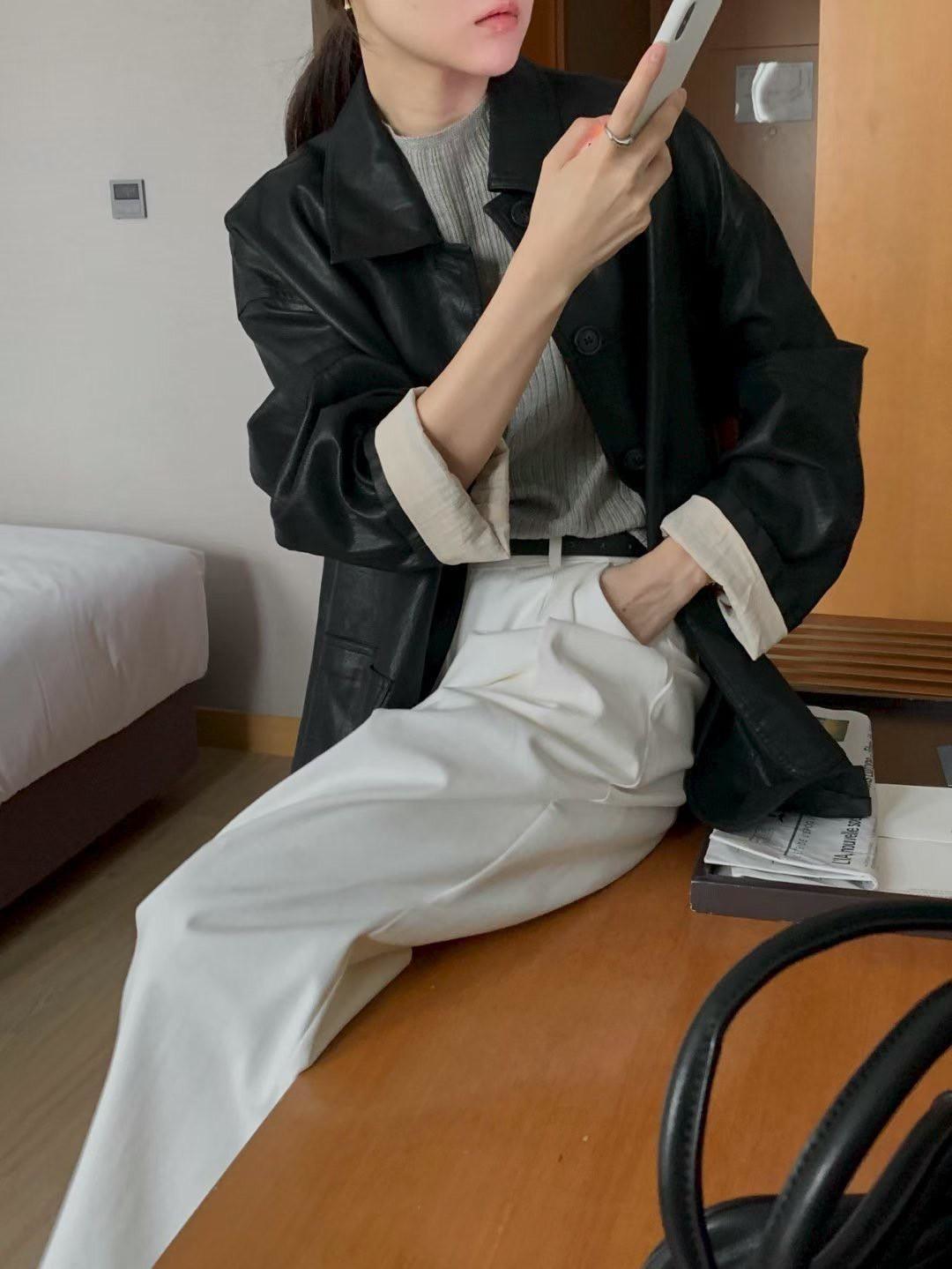 翻領皮革長版外套