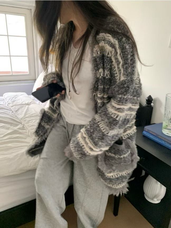 勾線條紋造型連帽長版外套