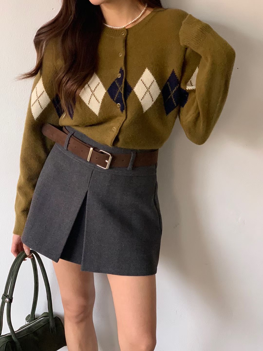 圓領配色菱格紋排釦針織衫