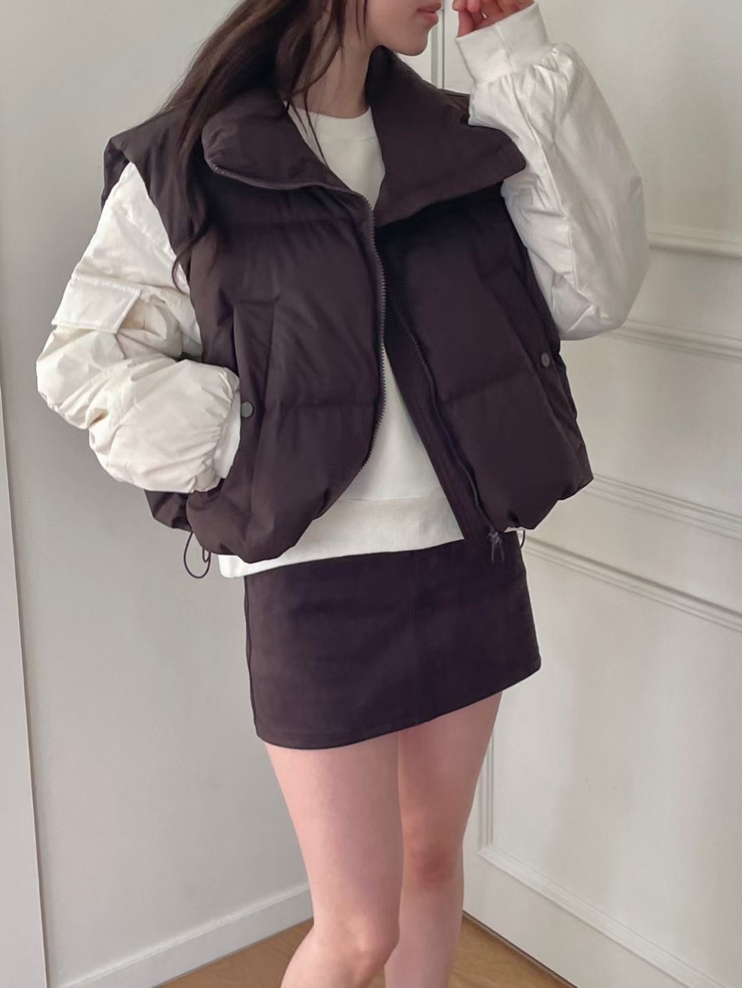 翻領輕巧感蓬蓬羽絨背心