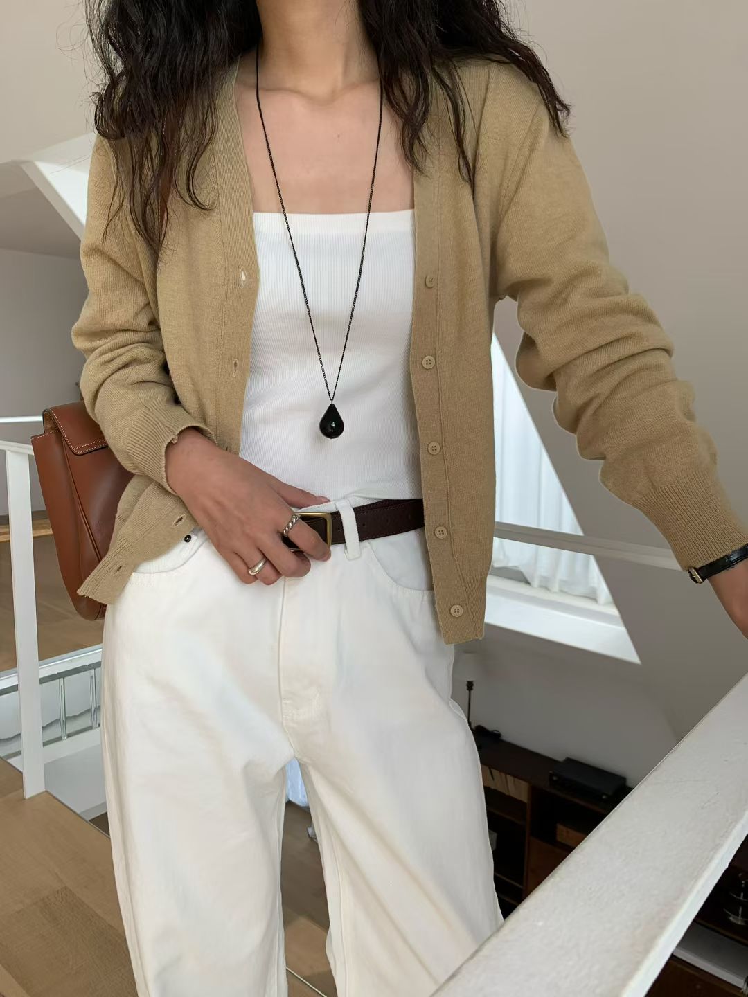 Ｙ領排釦薄款針織外套