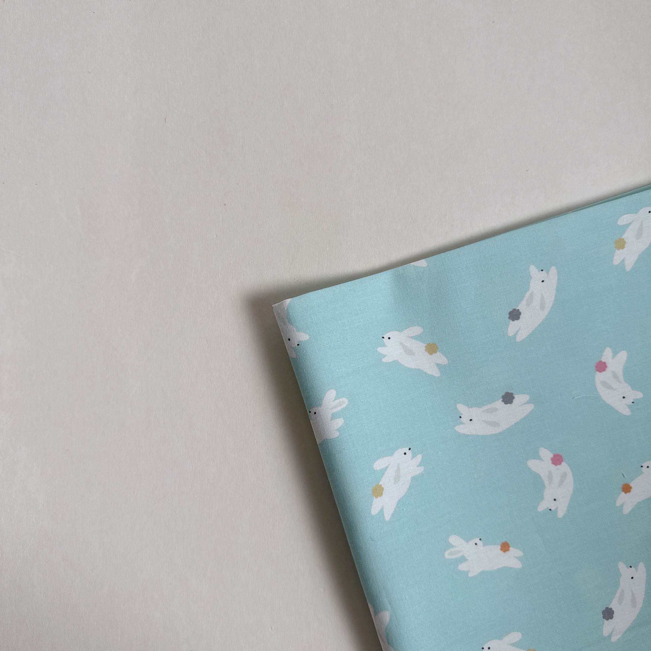 【 選布 】毛球尾巴兔兔 02