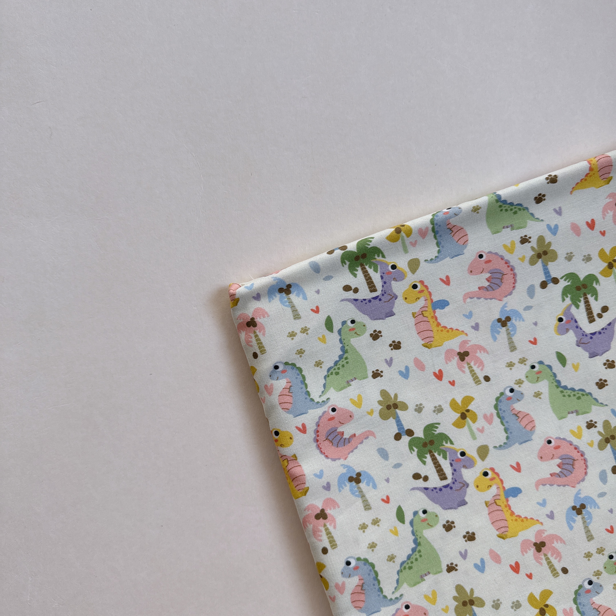 【 選布 】愛心恐龍 69