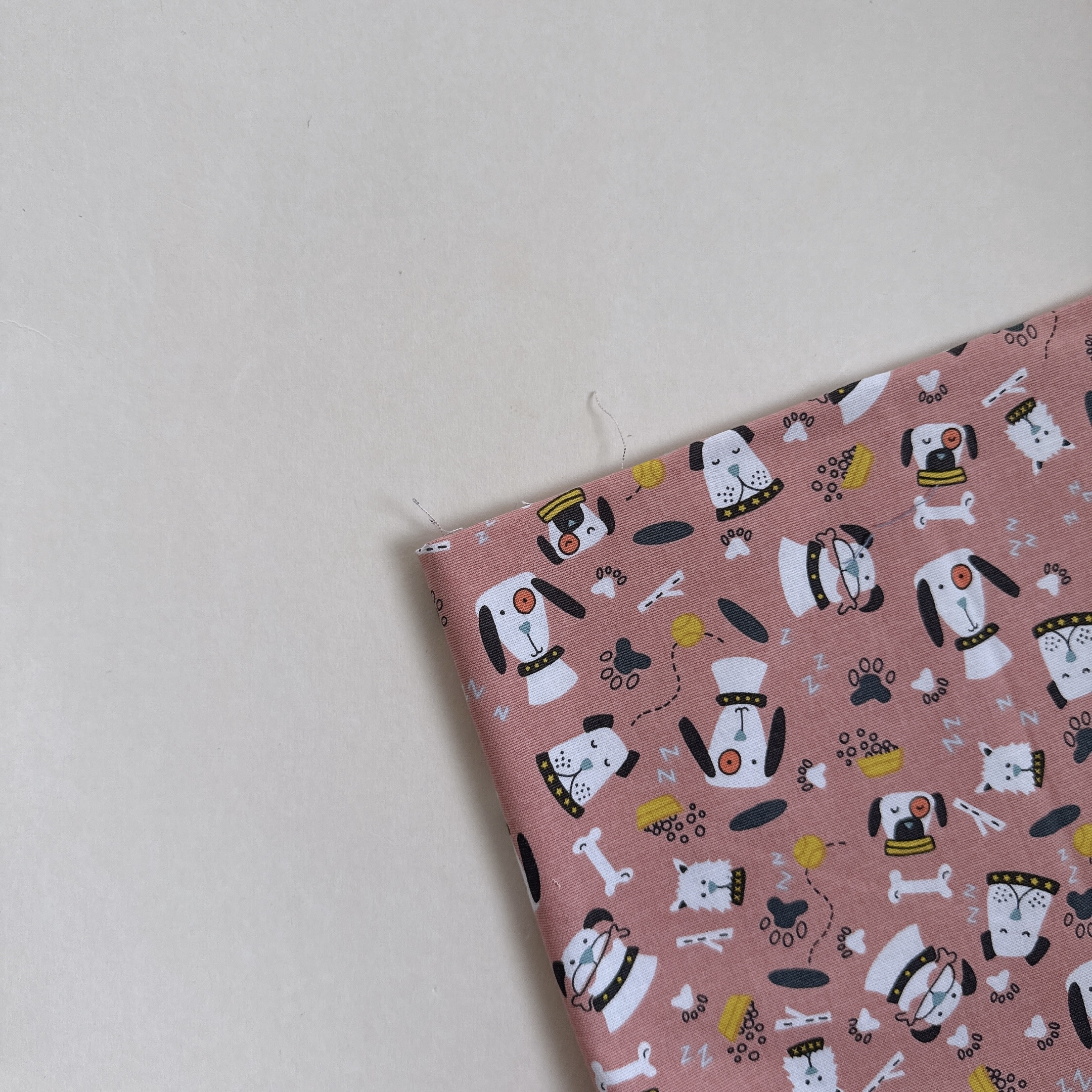 【 選布 】大耳狗 - 帆布