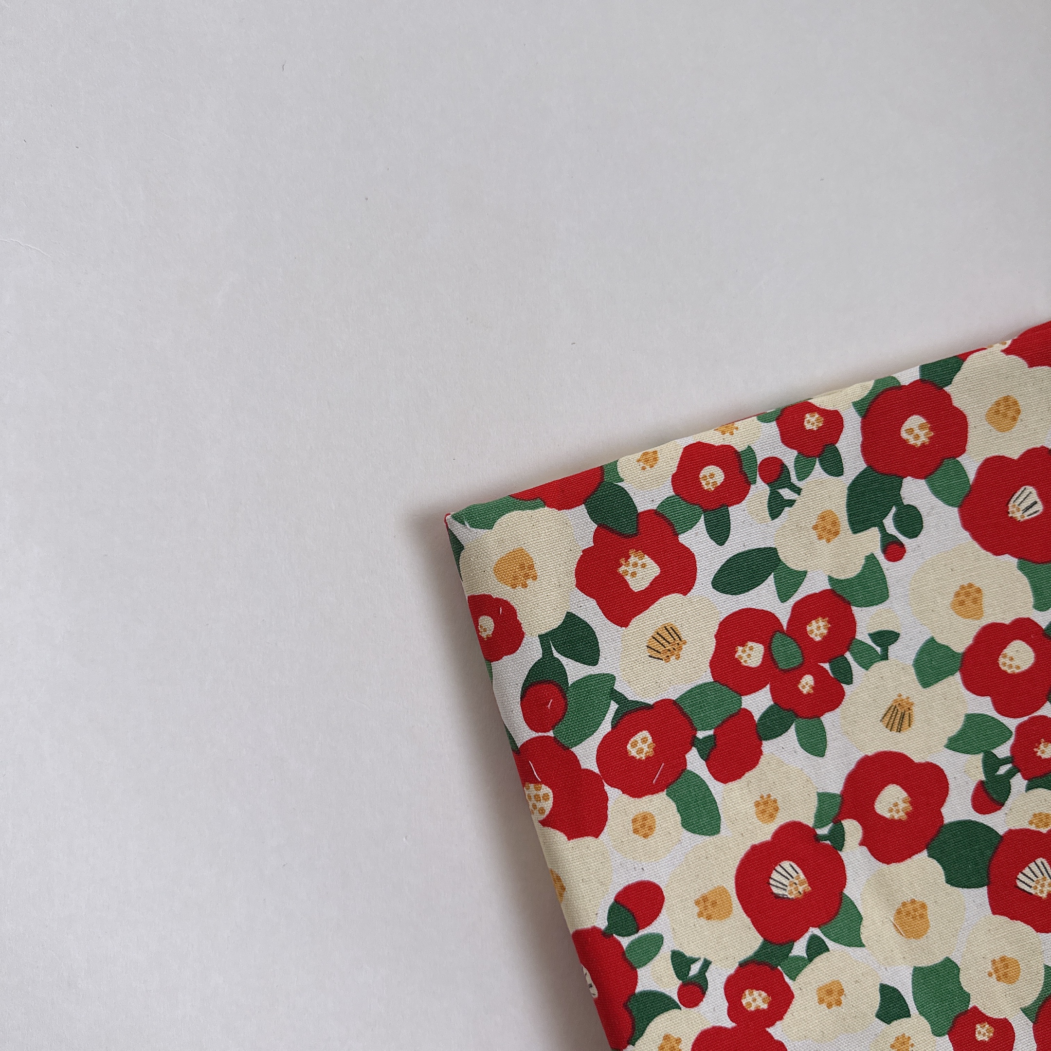 【 選布 】山茶花 - 帆布