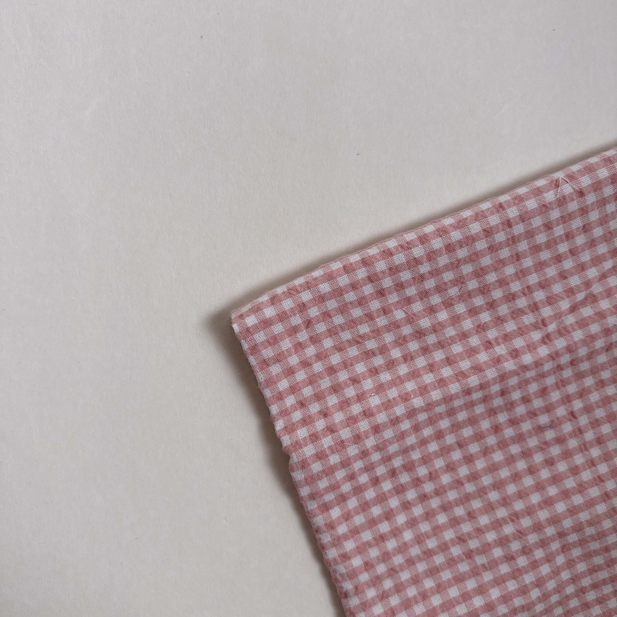 【 選布 】深粉色格子 - 水洗棉