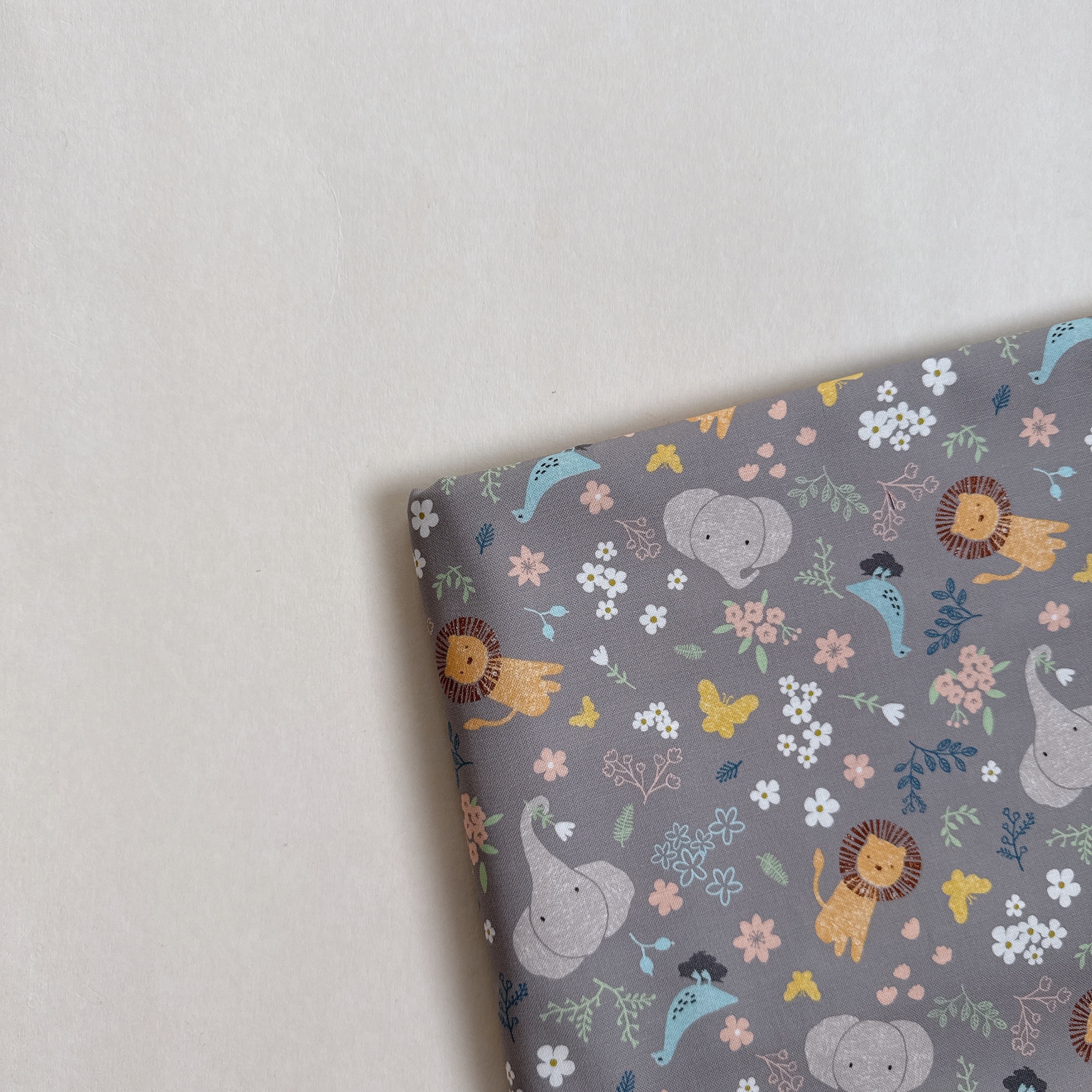 【 選布 】灰色大象 33