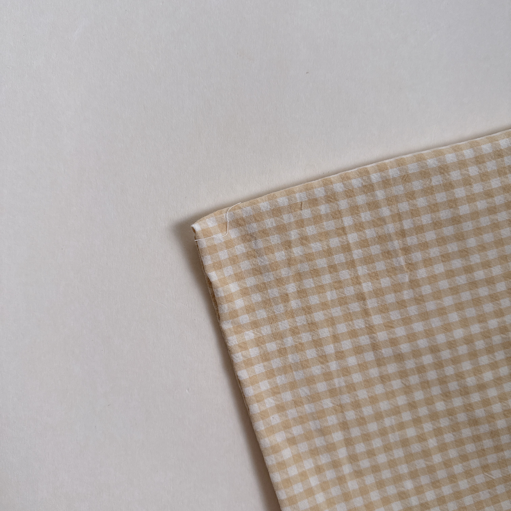 【 選布 】淺黃格子 - 水洗棉