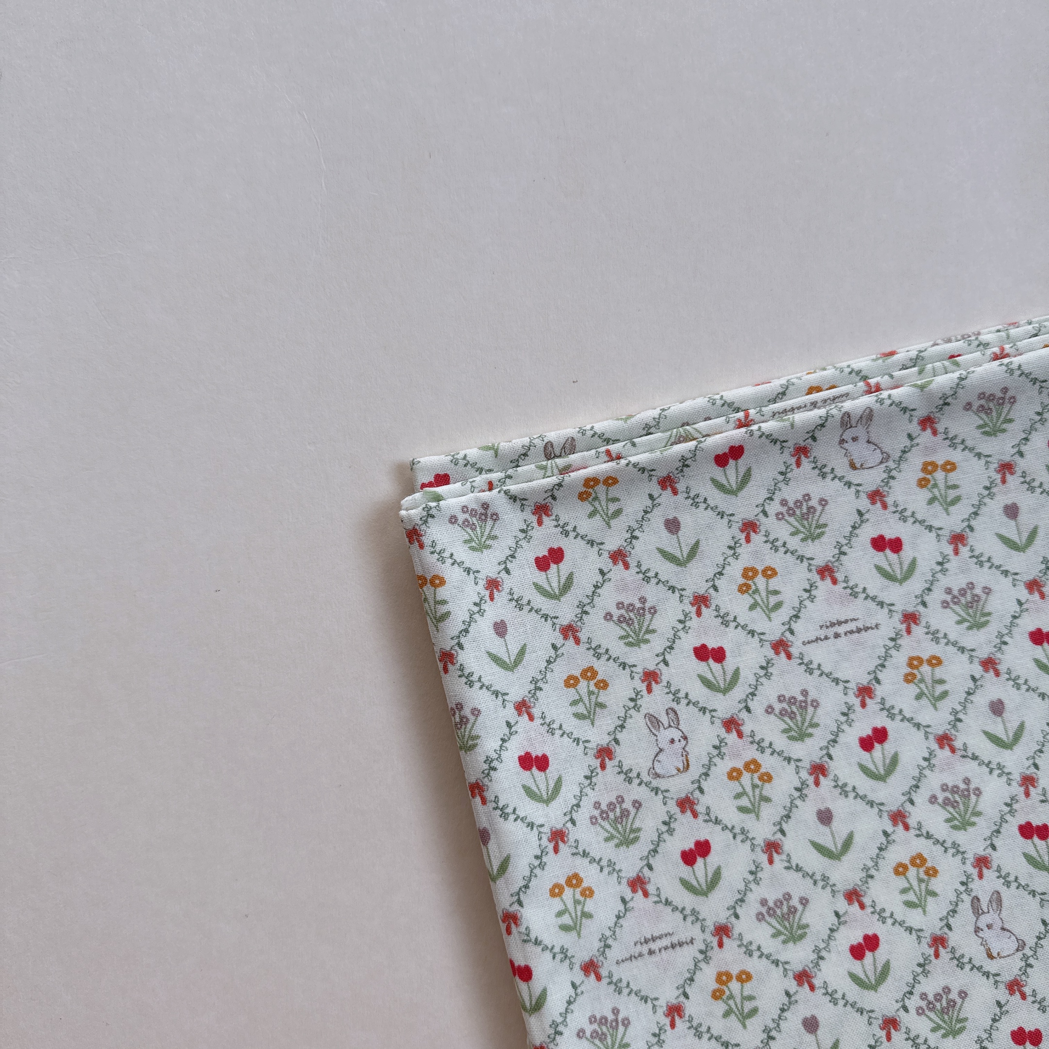 【 選布 】菱格小花 51