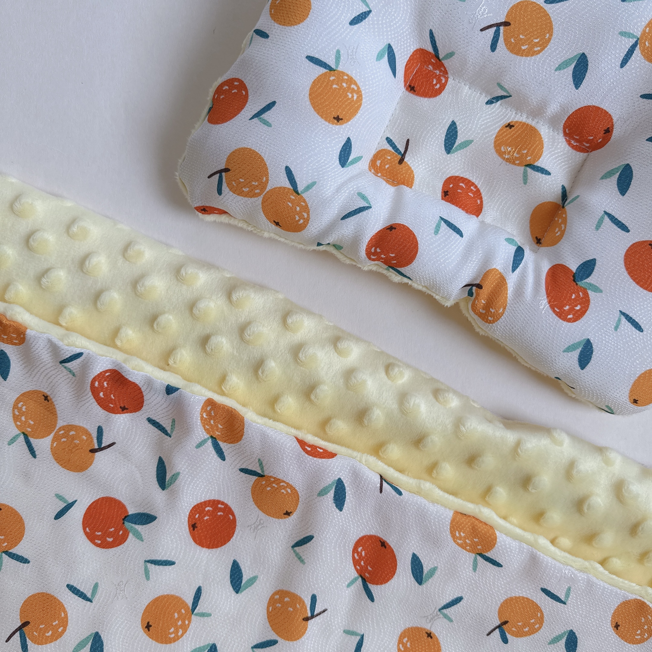 安撫豆豆毯＋方枕 - 橘子（此款表布人造絲）