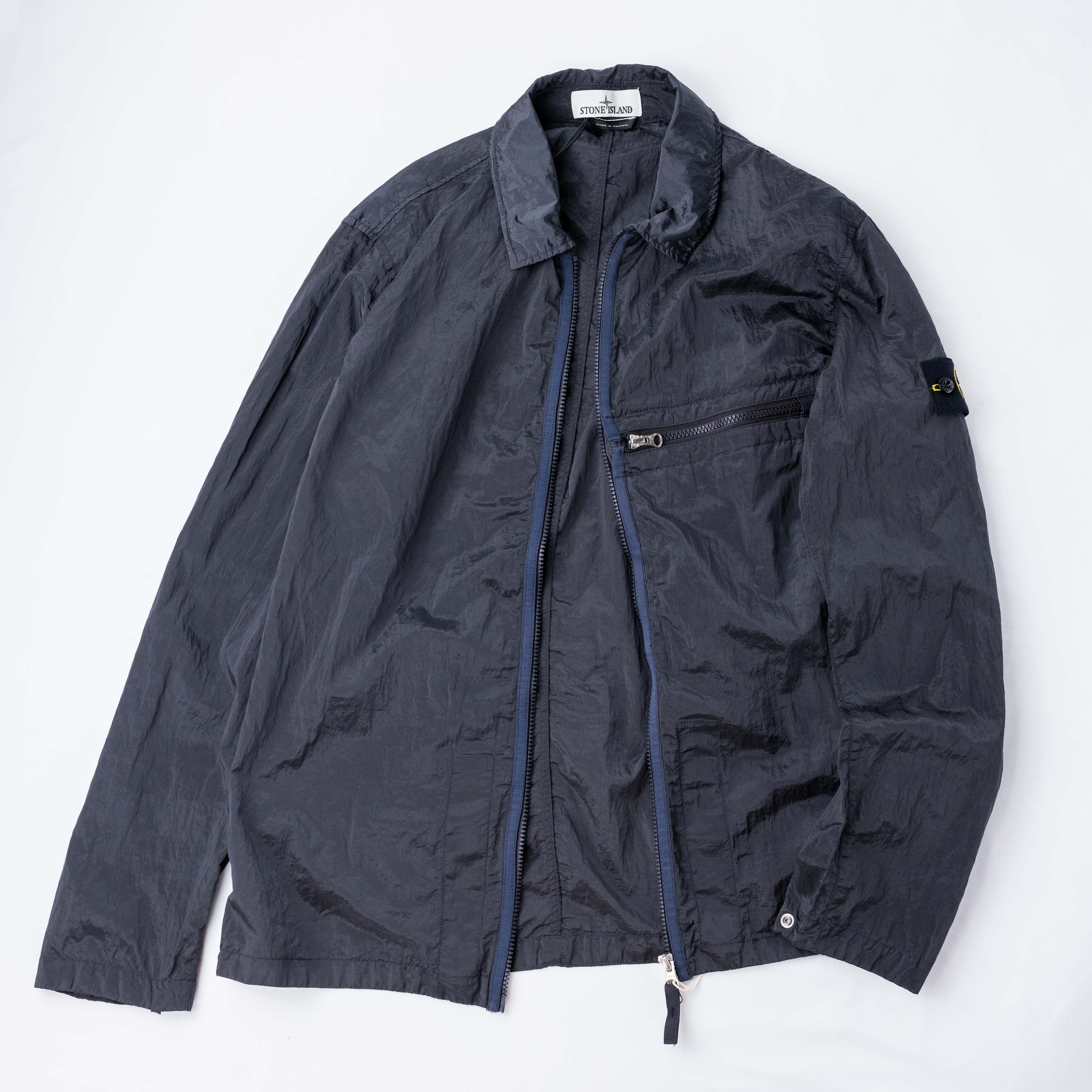 Stone Island ] 10919 NYLON METAL IN ECONYL® REGENERATED NYLON 碳黑