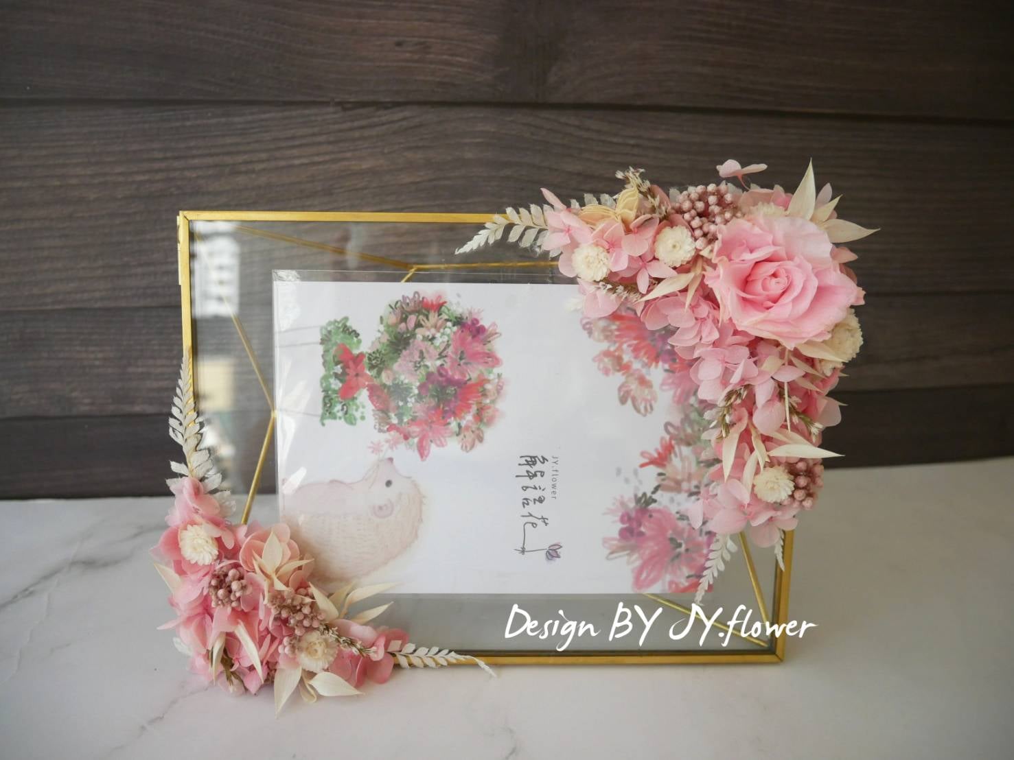 新娘捧花製作成永生花相框