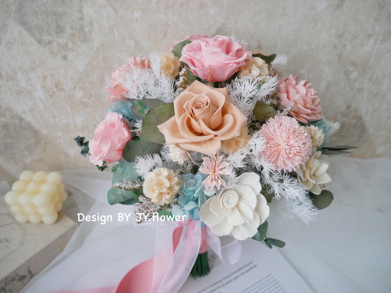 自然型手綁不凋花分束捧花【柔光森林】