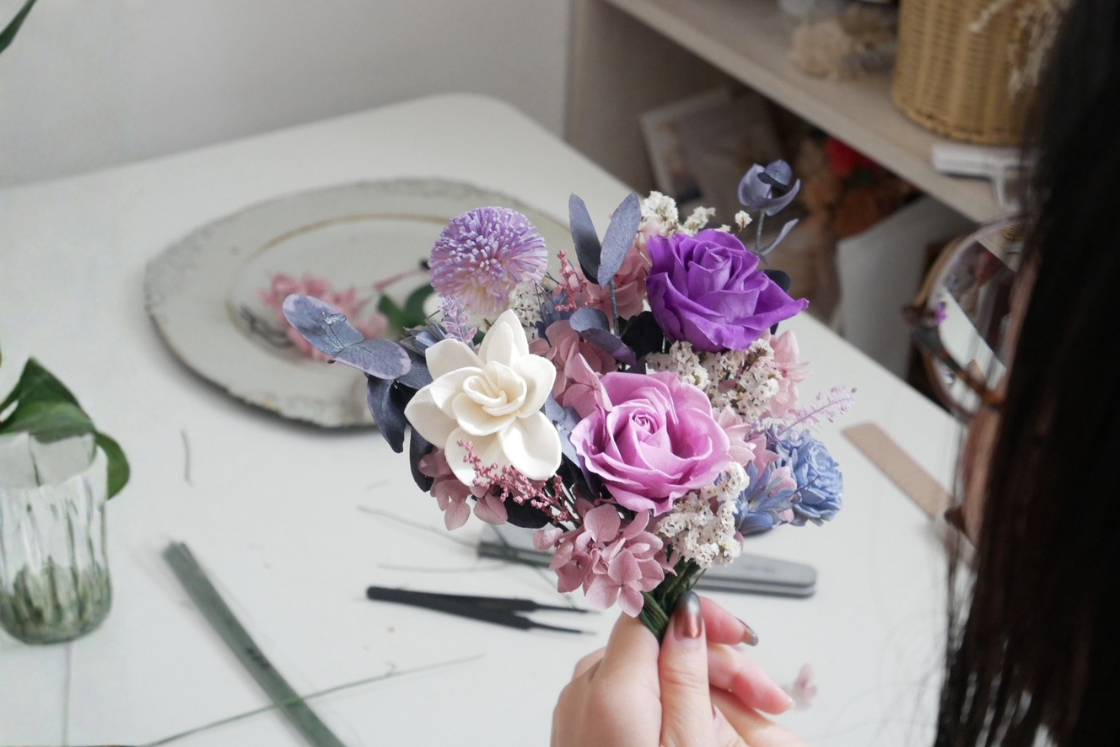 Dried Flower Trial Class 想學乾燥花卻怕自己沒美感?台北零基礎乾燥花課程教你從體驗課到高階課程逐步進修,手作花藝從今天開始。